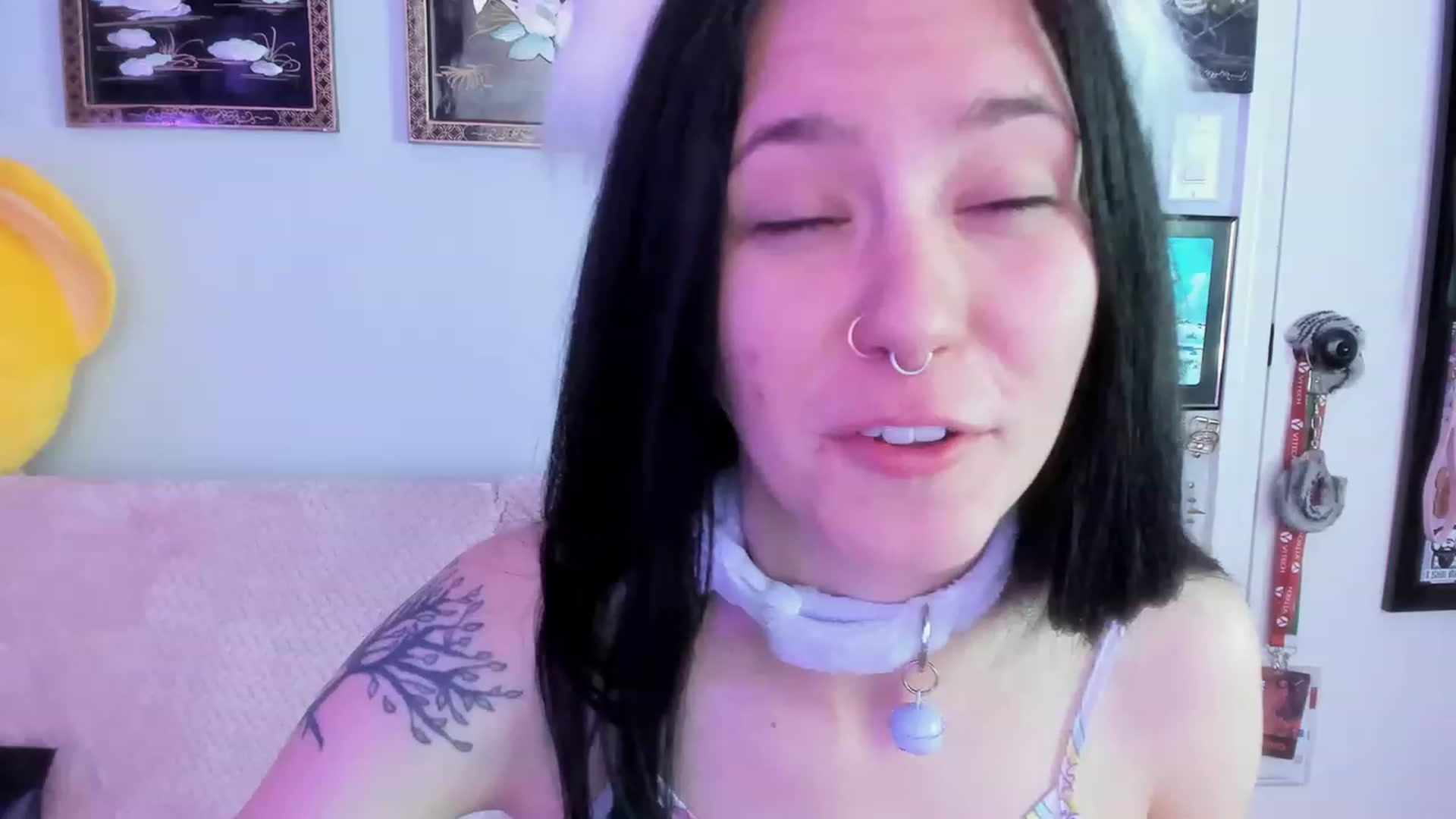 Gallery image thumbnail from Isabelle_Babe's myfreecams stream on, 07/20/2023, 18:19 image 2 of 20