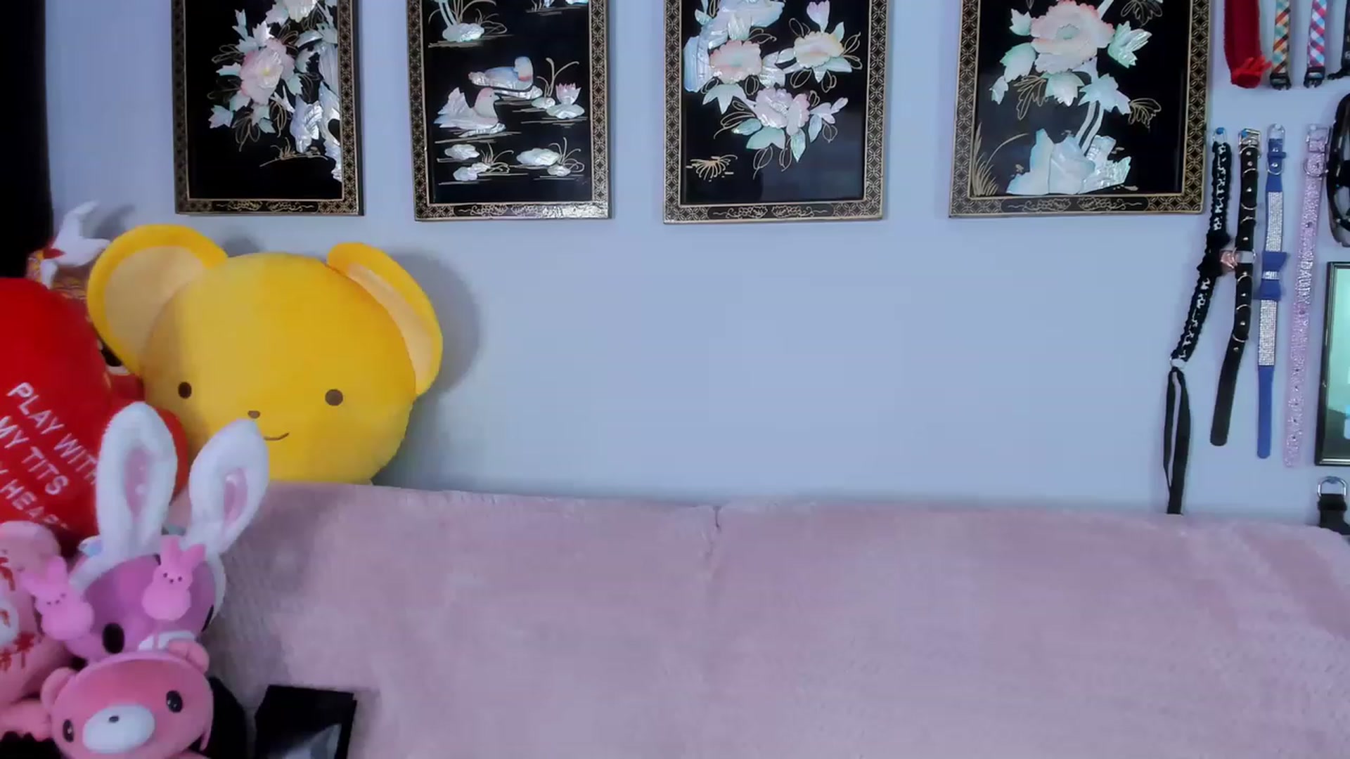 Gallery image thumbnail from Isabelle_Babe's myfreecams stream on, 07/20/2023, 19:47 image 13 of 20