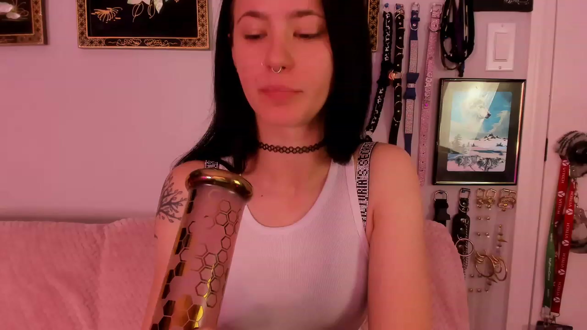 Gallery image thumbnail from Isabelle_Babe's myfreecams stream on, 07/23/2023, 18:59 image 7 of 20