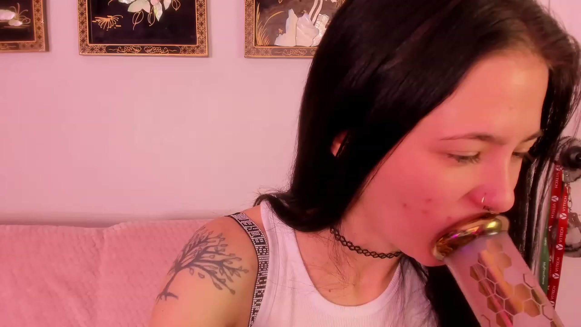 Gallery image thumbnail from Isabelle_Babe's myfreecams stream on, 07/23/2023, 18:59 image 9 of 20