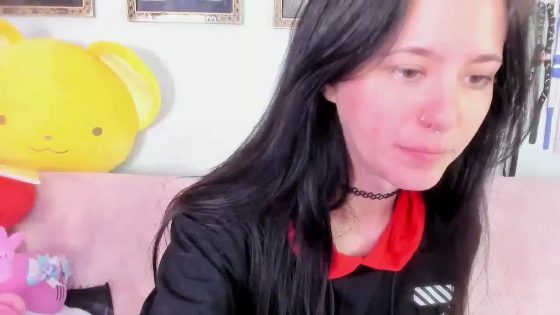 Gallery image thumbnail from Isabelle_Babe's myfreecams stream on, 07/25/2023, 18:27 image 5 of 20
