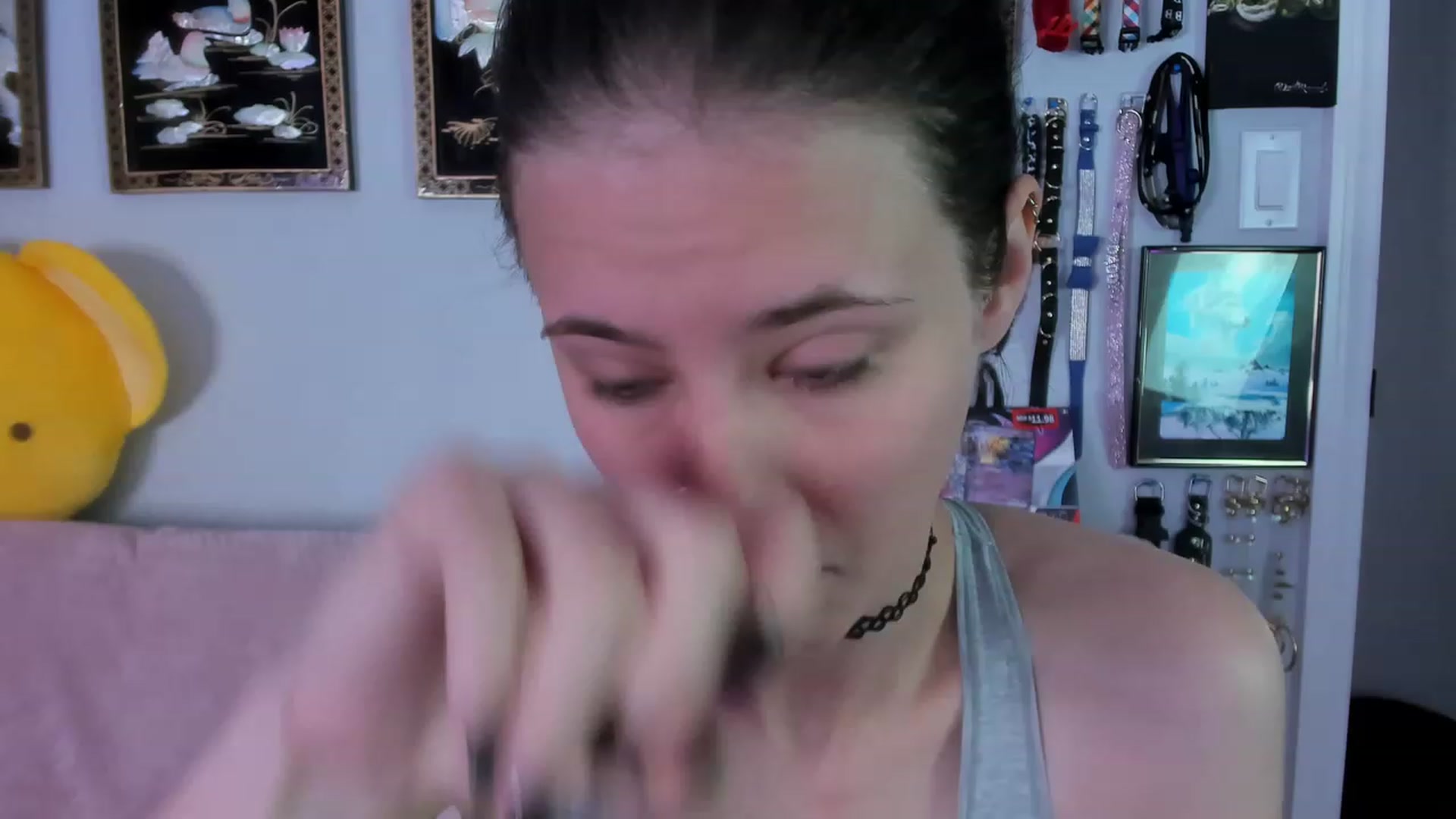 Gallery image thumbnail from Isabelle_Babe's myfreecams stream on, 07/27/2023, 19:13 image 10 of 20