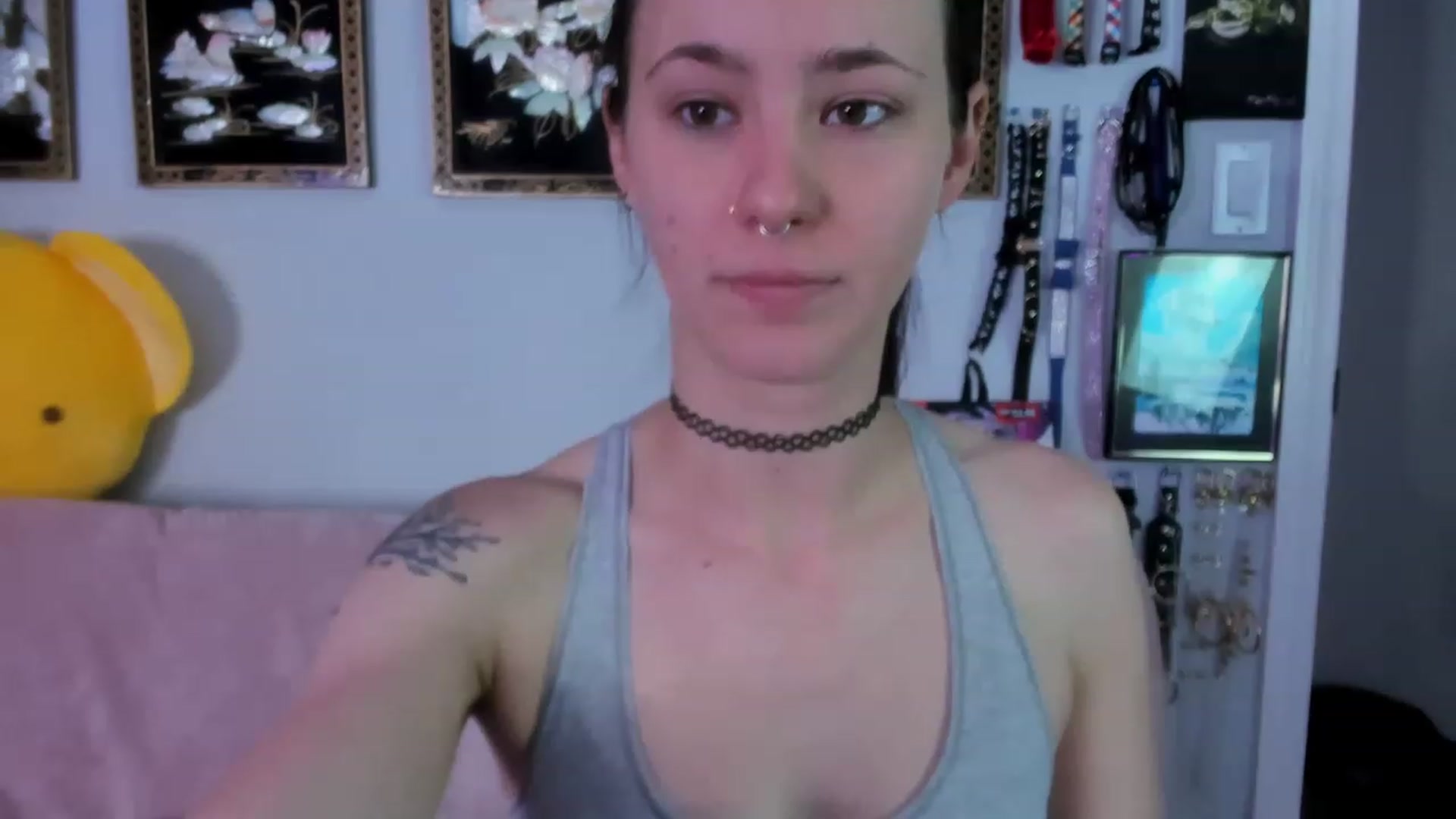 Gallery image thumbnail from Isabelle_Babe's myfreecams stream on, 07/27/2023, 19:13 image 8 of 20