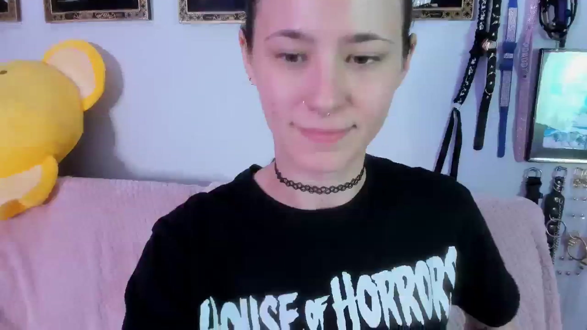 Gallery image thumbnail from Isabelle_Babe's myfreecams stream on, 07/31/2023, 10:35 image 5 of 20