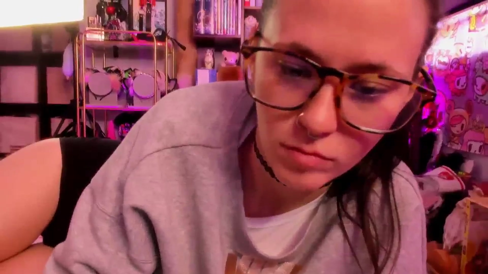 Gallery image thumbnail from Isabelle_Babe's myfreecams stream on, 08/07/2023, 20:01 image 17 of 20