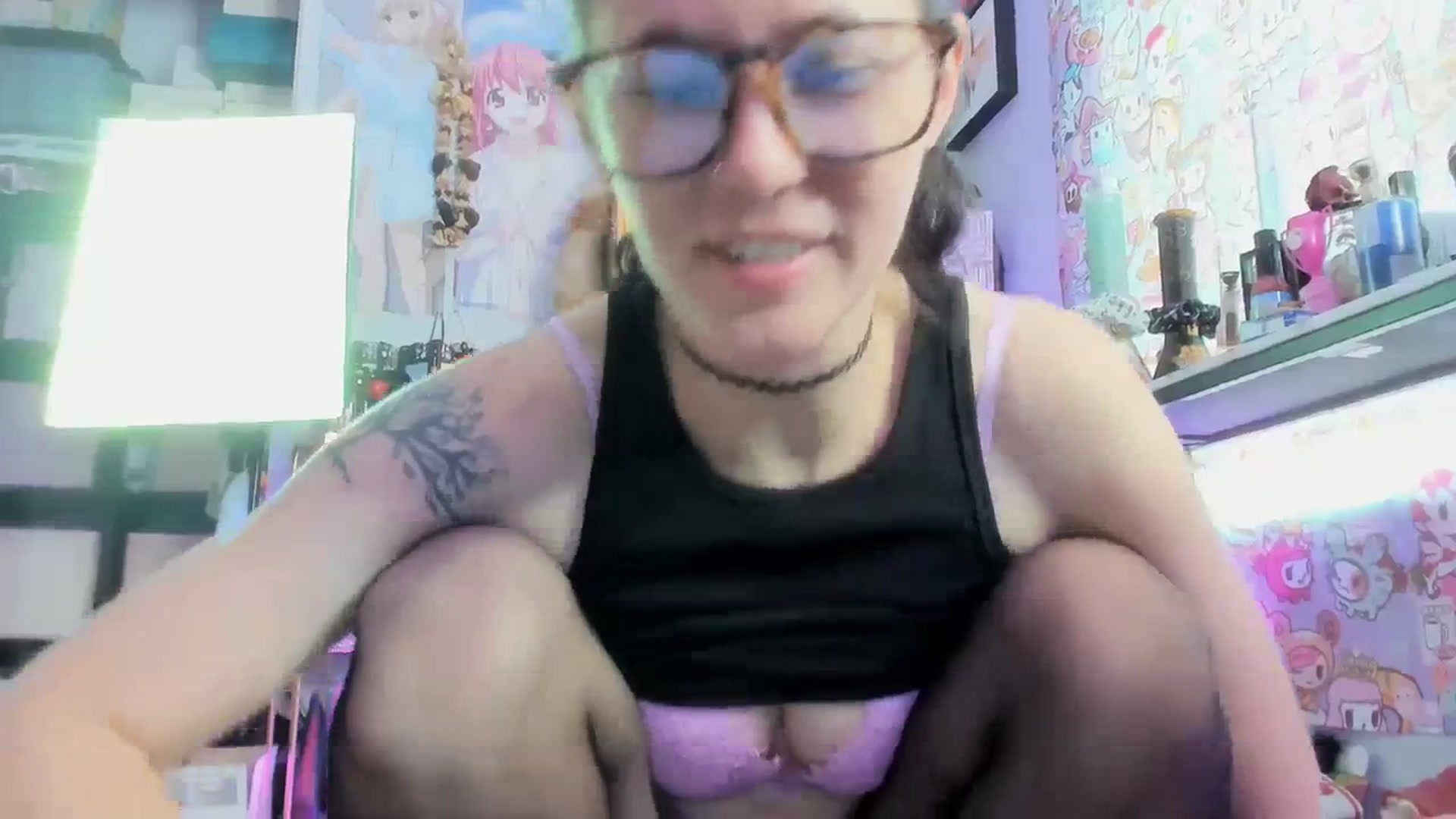 Gallery image thumbnail from Isabelle_Babe's myfreecams stream on, 08/08/2023, 19:45 image 15 of 20