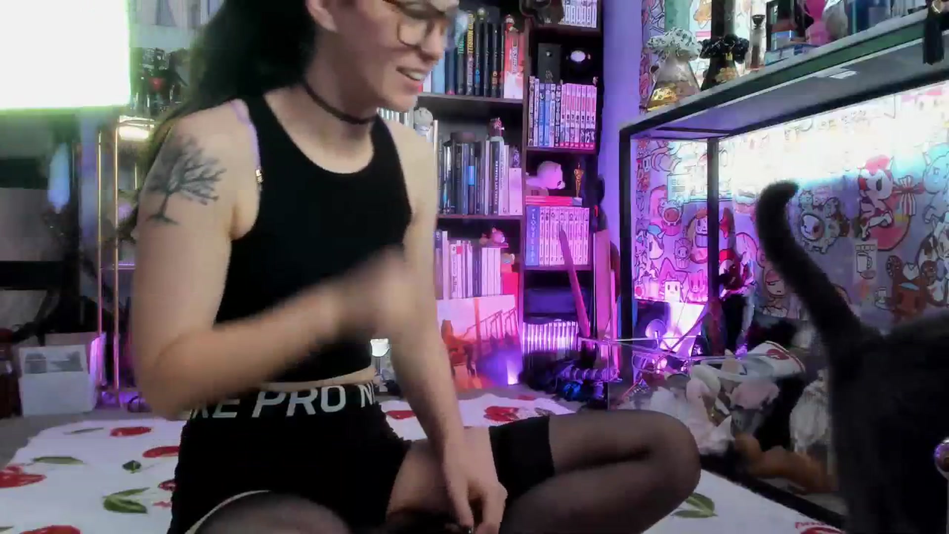Gallery image thumbnail from Isabelle_Babe's myfreecams stream on, 08/08/2023, 19:45 image 9 of 20