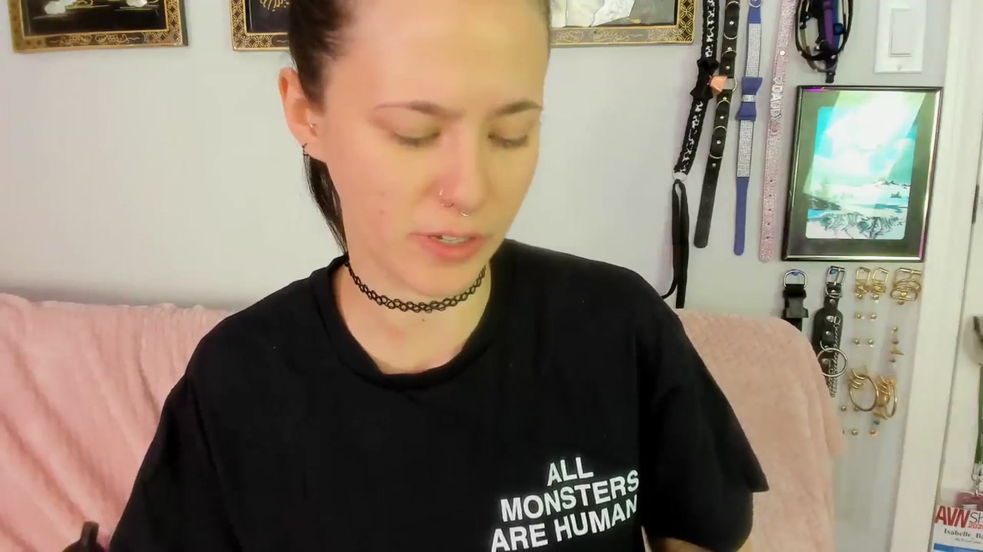 Gallery image thumbnail from Isabelle_Babe's myfreecams stream on, 08/09/2023, 19:35 image 18 of 20