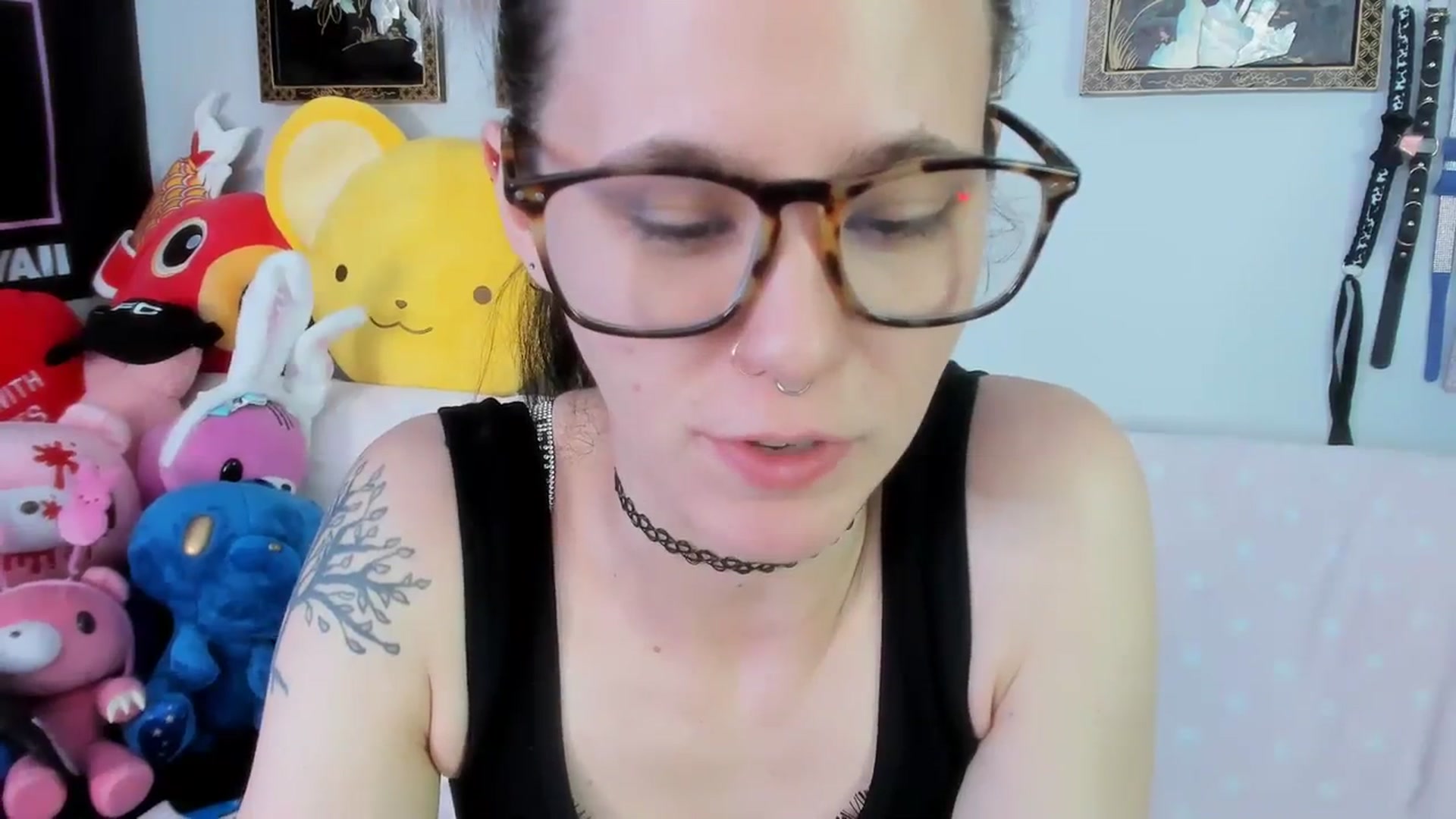 Gallery image thumbnail from Isabelle_Babe's myfreecams stream on, 08/17/2023, 01:19 image 12 of 20