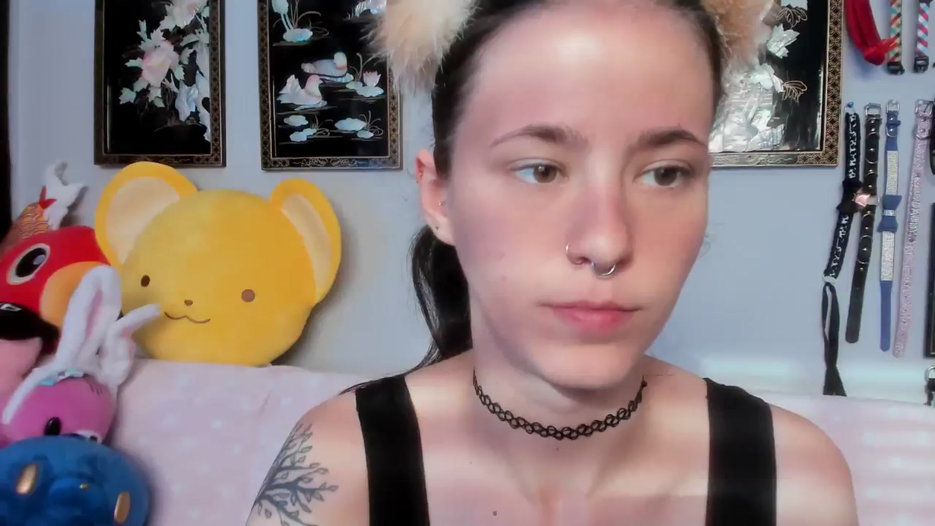 Gallery image thumbnail from Isabelle_Babe's myfreecams stream on, 08/17/2023, 01:19 image 2 of 20