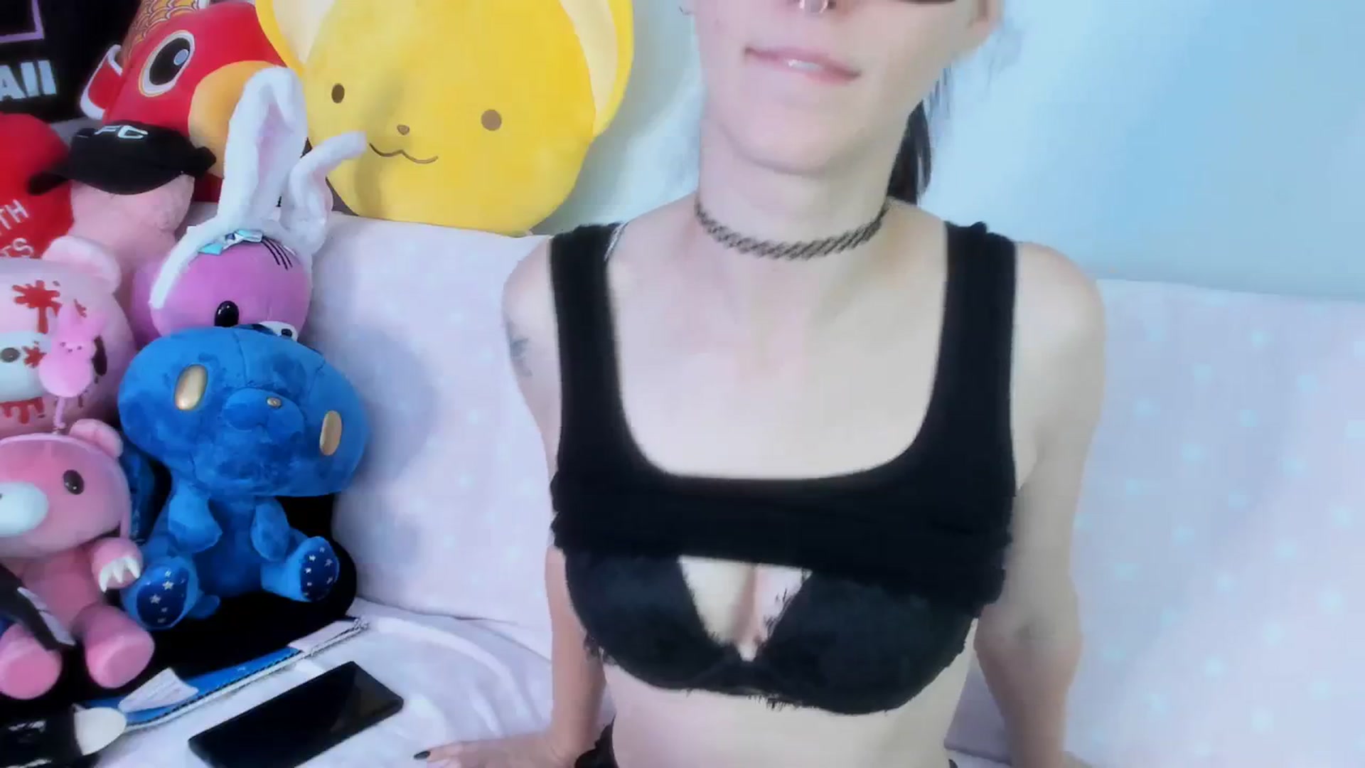 Gallery image thumbnail from Isabelle_Babe's myfreecams stream on, 08/17/2023, 01:19 image 15 of 20