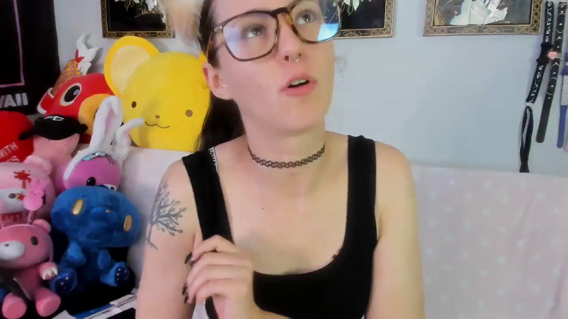 Gallery image thumbnail from Isabelle_Babe's myfreecams stream on, 08/17/2023, 01:19 image 13 of 20