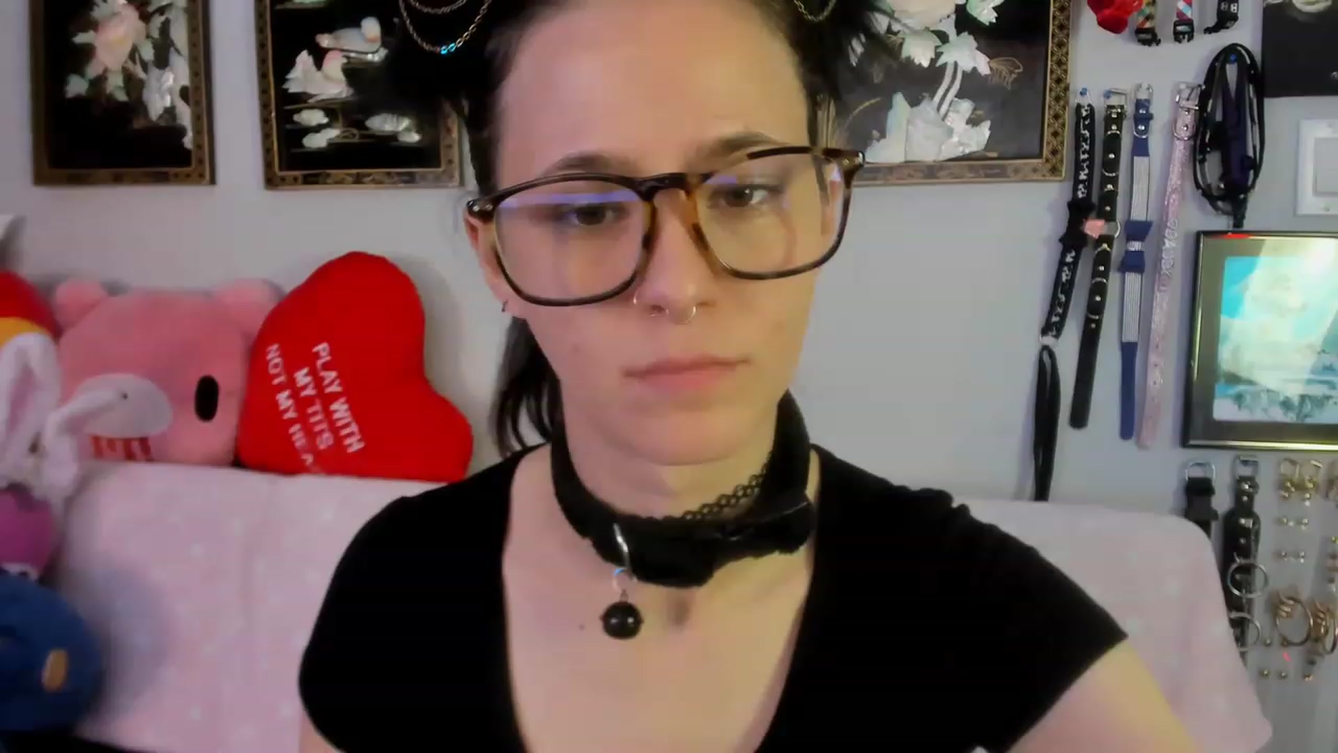 Gallery image thumbnail from Isabelle_Babe's myfreecams stream on, 08/17/2023, 19:42 image 1 of 20