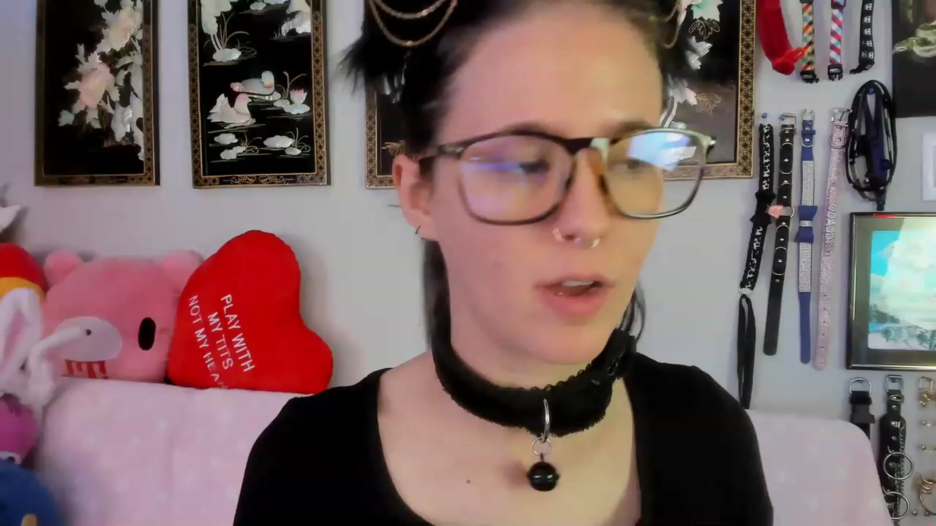 Gallery image thumbnail from Isabelle_Babe's myfreecams stream on, 08/17/2023, 19:42 image 19 of 20