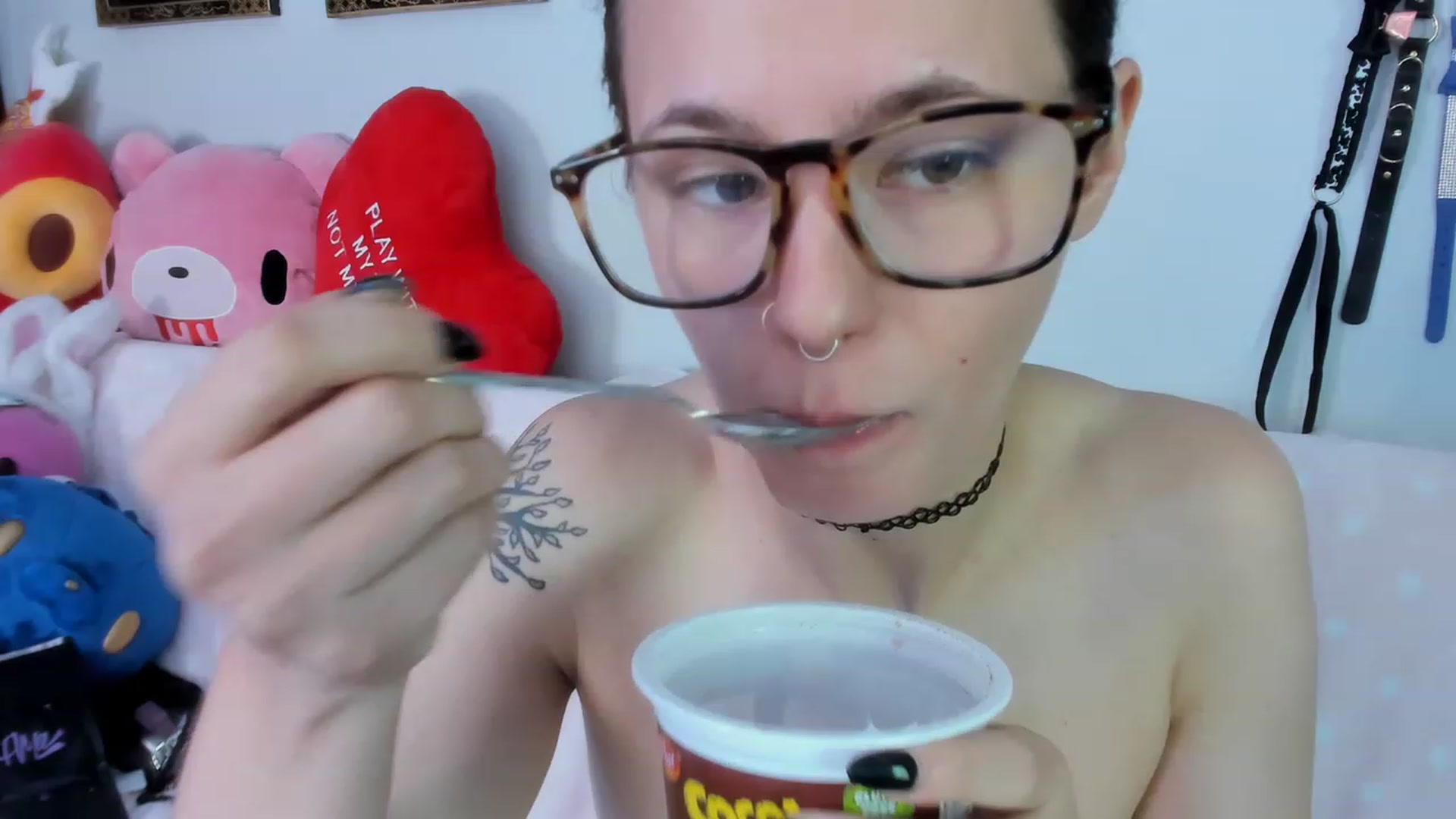 Gallery image thumbnail from Isabelle_Babe's myfreecams stream on, 08/19/2023, 19:10 image 12 of 20