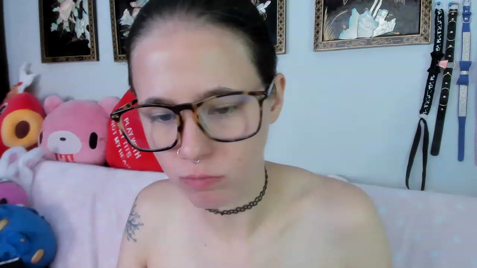 Gallery image thumbnail from Isabelle_Babe's myfreecams stream on, 08/19/2023, 19:10 image 11 of 20