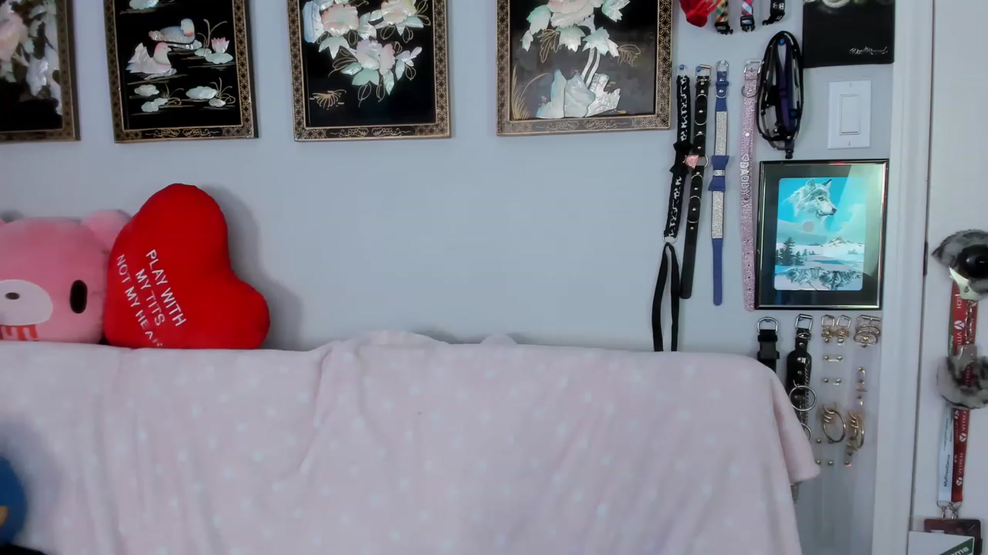 Gallery image thumbnail from Isabelle_Babe's myfreecams stream on, 08/19/2023, 19:10 image 2 of 20
