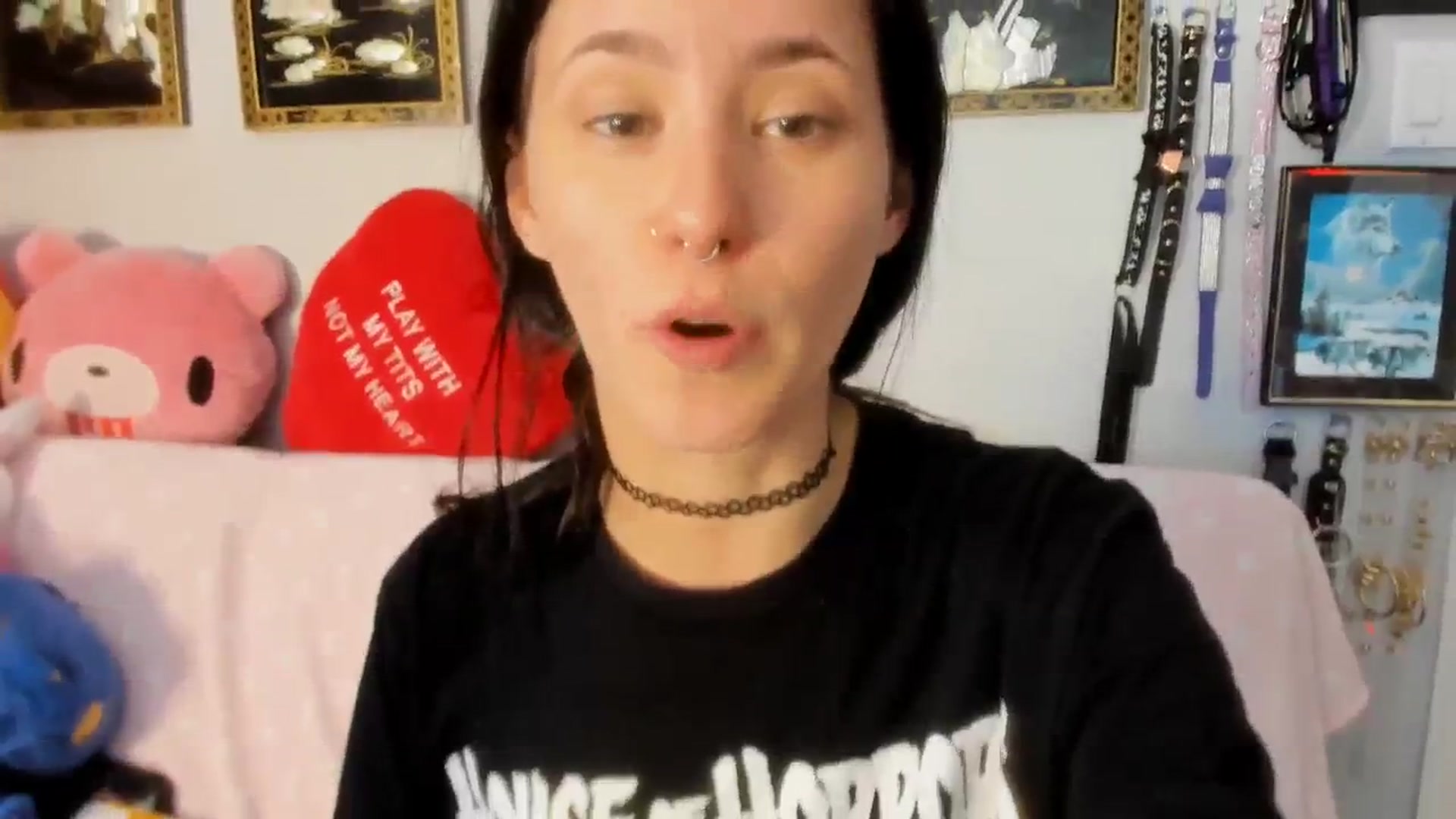 Gallery image thumbnail from Isabelle_Babe's myfreecams stream on, 08/23/2023, 01:48 image 4 of 20