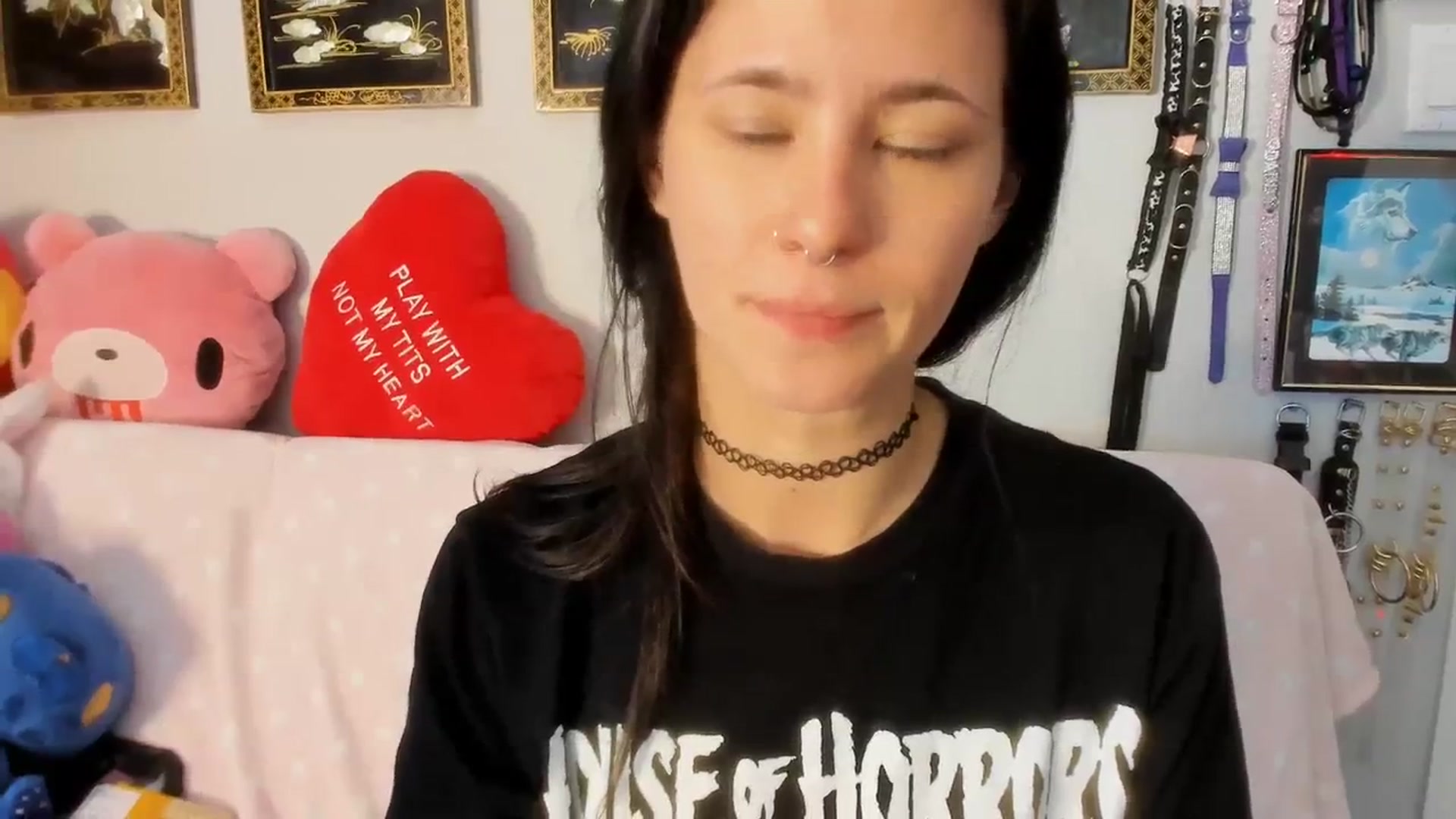 Gallery image thumbnail from Isabelle_Babe's myfreecams stream on, 08/23/2023, 01:48 image 8 of 20