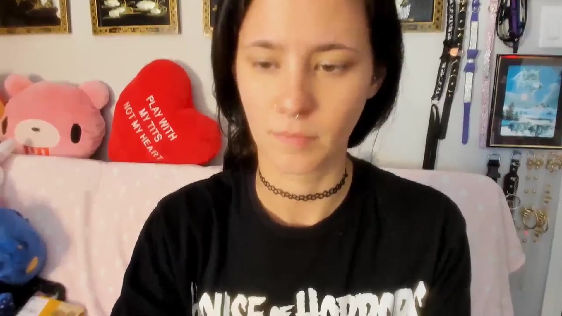 Gallery image thumbnail from Isabelle_Babe's myfreecams stream on, 08/23/2023, 01:48 image 11 of 20