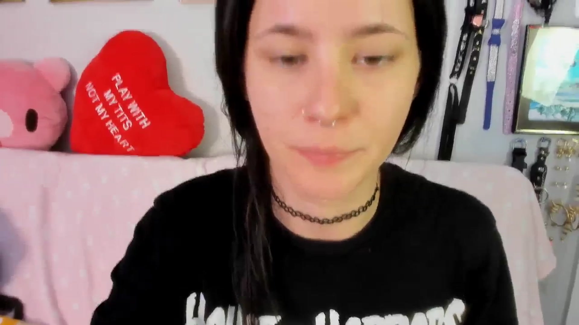 Gallery image thumbnail from Isabelle_Babe's myfreecams stream on, 08/23/2023, 01:48 image 17 of 20