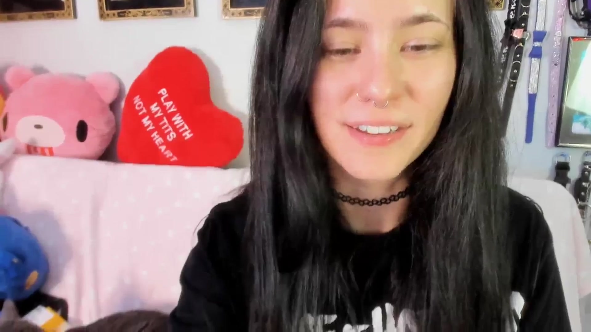 Gallery image thumbnail from Isabelle_Babe's myfreecams stream on, 08/23/2023, 04:26 image 17 of 20