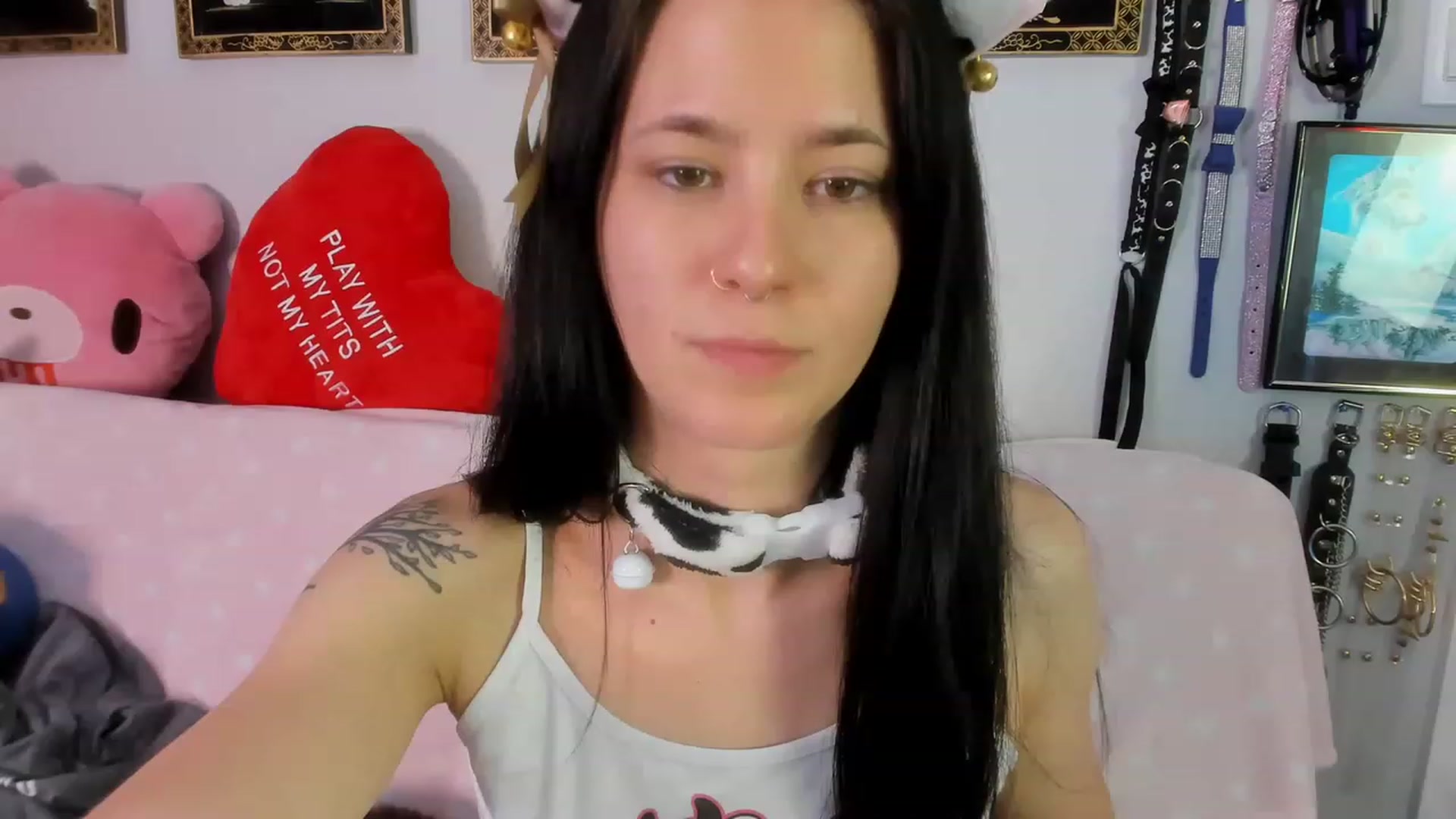 Gallery image thumbnail from Isabelle_Babe's myfreecams stream on, 08/24/2023, 11:52 image 19 of 20