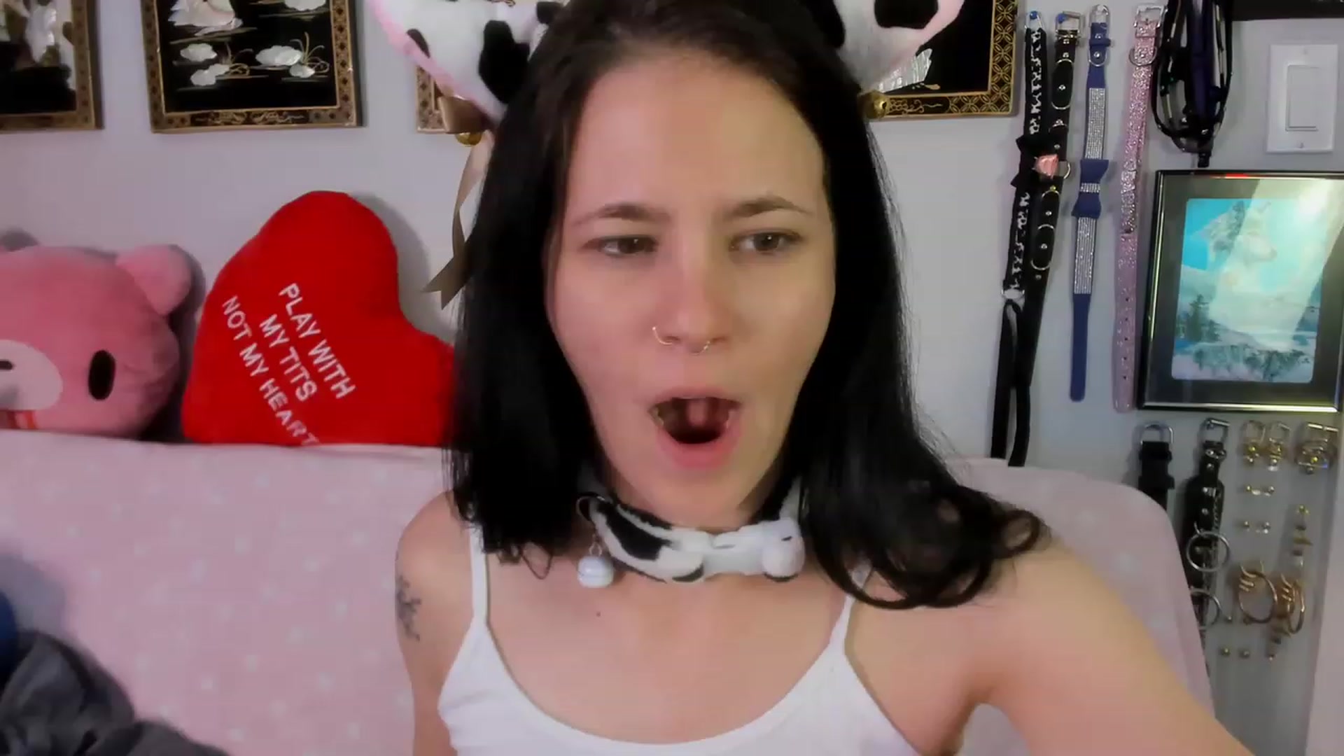 Gallery image thumbnail from Isabelle_Babe's myfreecams stream on, 08/24/2023, 11:52 image 11 of 20