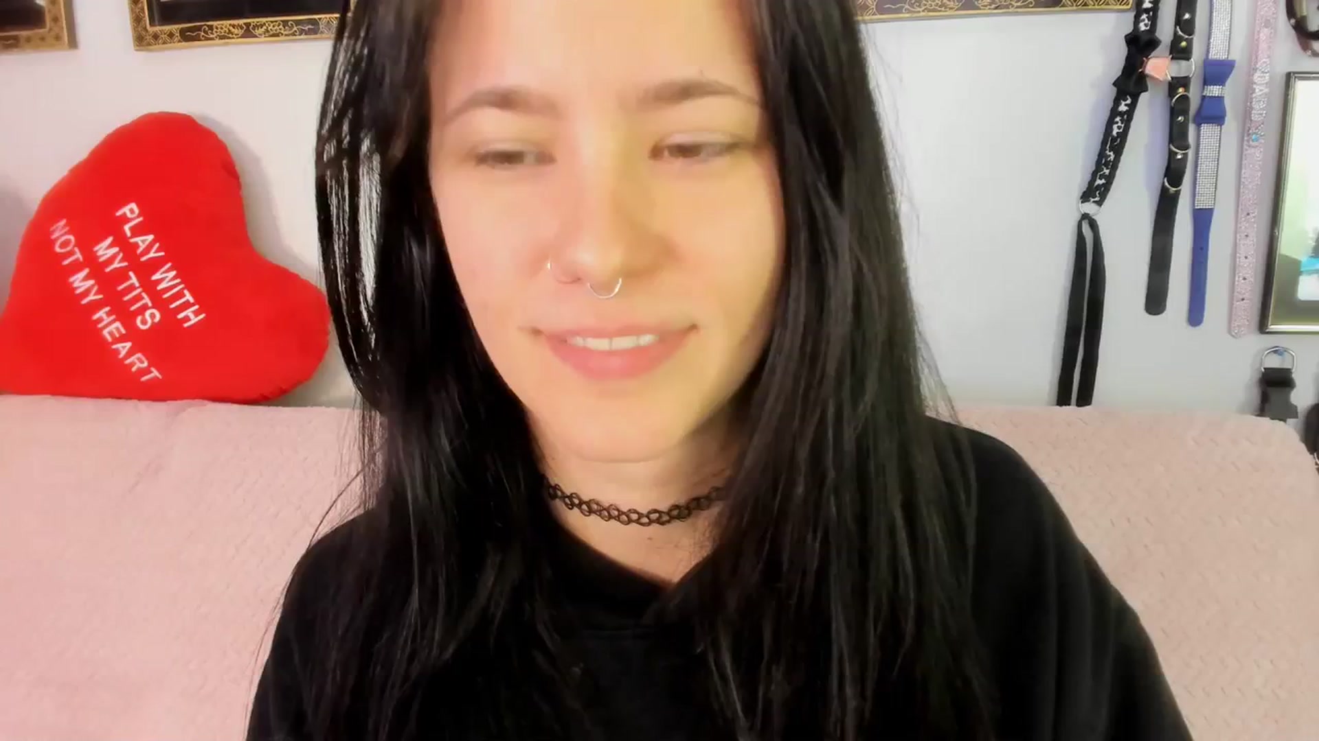 Gallery image thumbnail from Isabelle_Babe's myfreecams stream on, 08/27/2023, 19:31 image 20 of 20