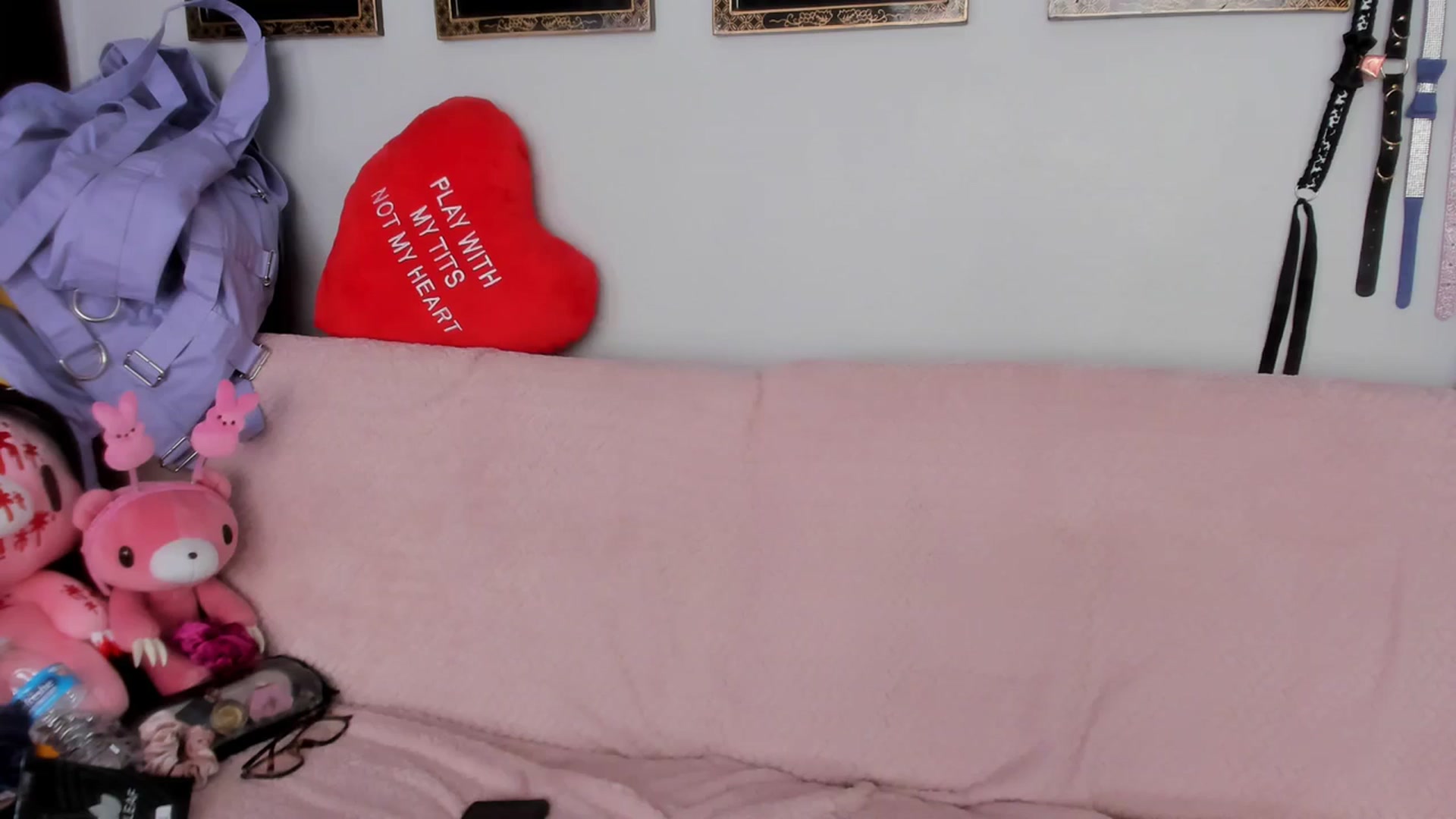Gallery image thumbnail from Isabelle_Babe's myfreecams stream on, 08/30/2023, 24:02 image 9 of 20
