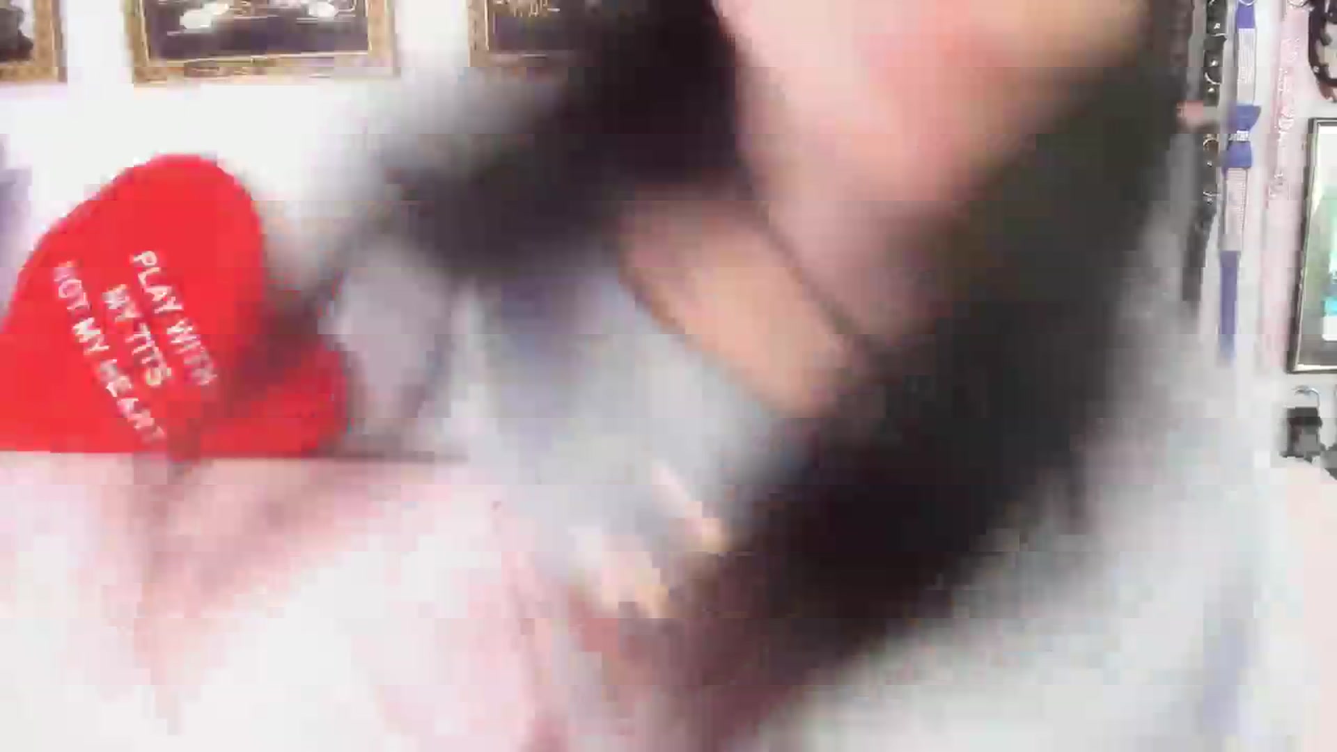 Gallery image thumbnail from Isabelle_Babe's myfreecams stream on, 08/30/2023, 18:15 image 7 of 20