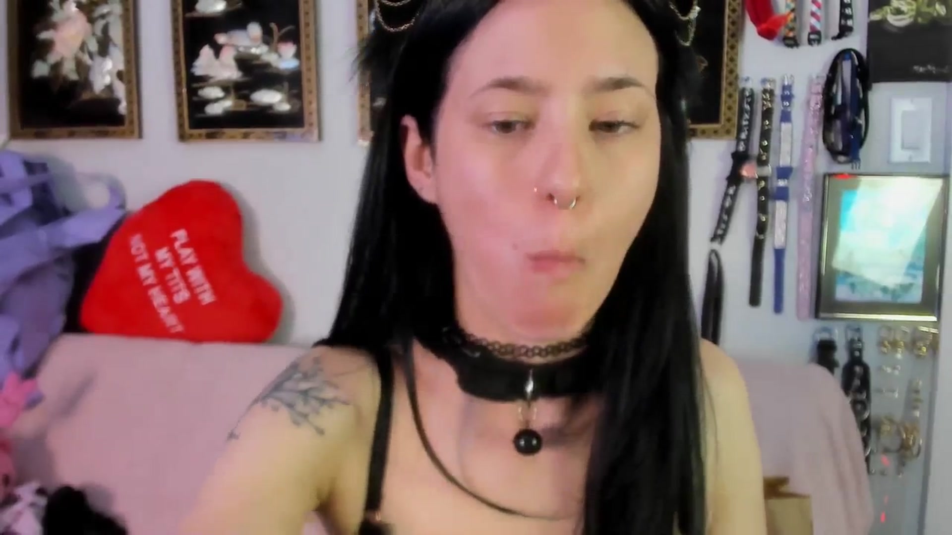 Gallery image thumbnail from Isabelle_Babe's myfreecams stream on, 09/01/2023, 09:51 image 2 of 20
