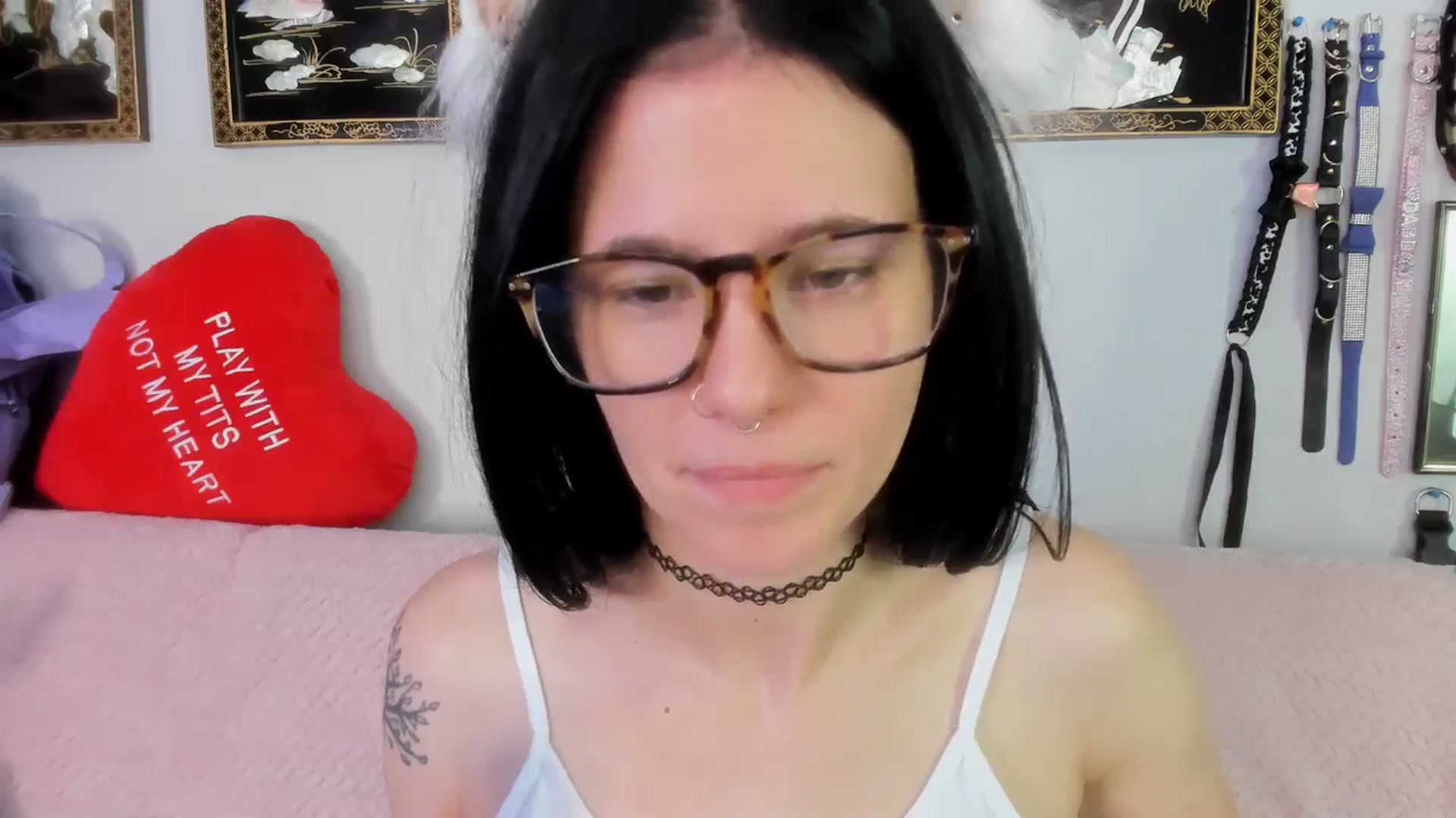 Gallery image thumbnail from Isabelle_Babe's myfreecams stream on, 09/01/2023, 20:01 image 5 of 20
