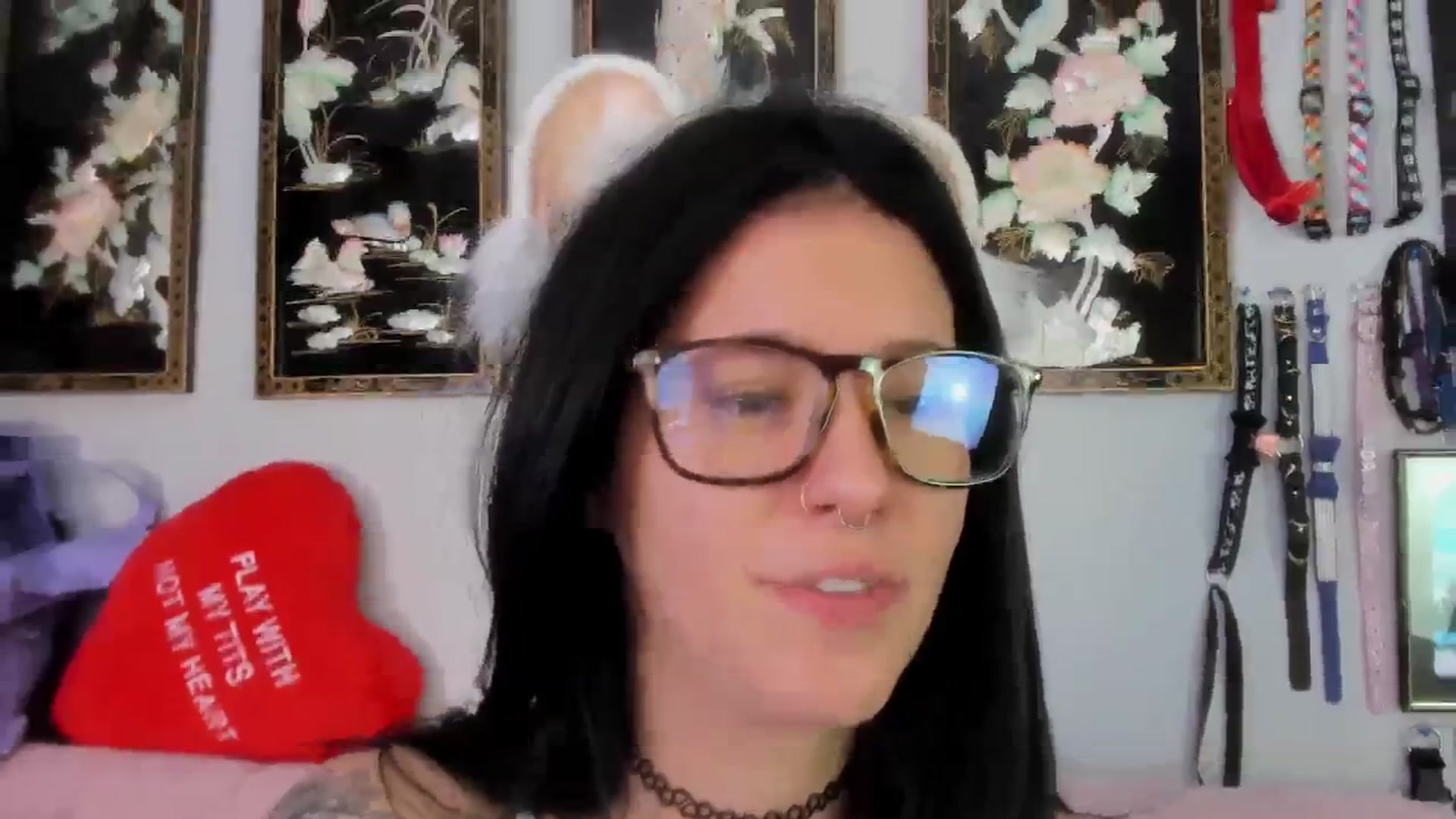 Gallery image thumbnail from Isabelle_Babe's myfreecams stream on, 09/01/2023, 20:01 image 6 of 20