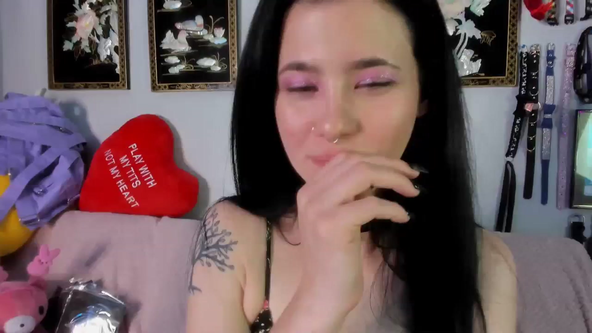 Gallery image thumbnail from Isabelle_Babe's myfreecams stream on, 09/07/2023, 07:55 image 17 of 20