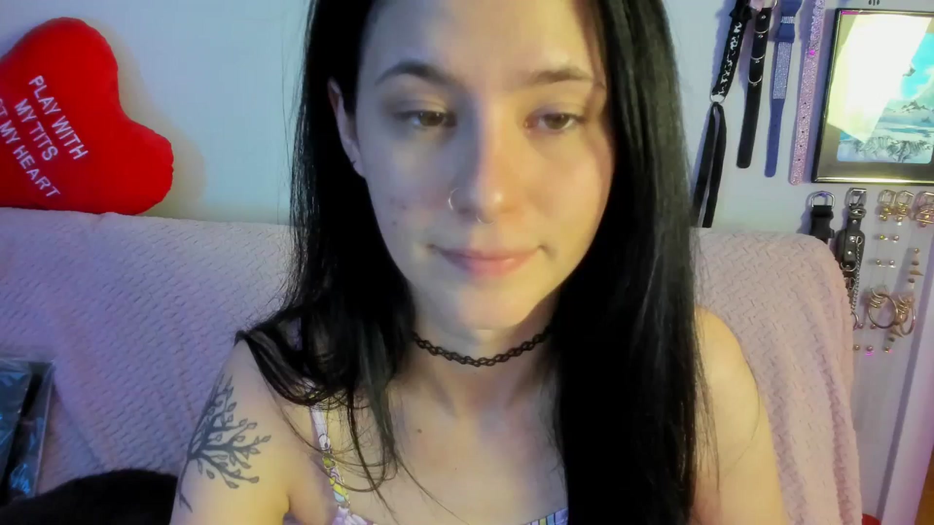 Gallery image thumbnail from Isabelle_Babe's myfreecams stream on, 09/07/2023, 12:09 image 18 of 20