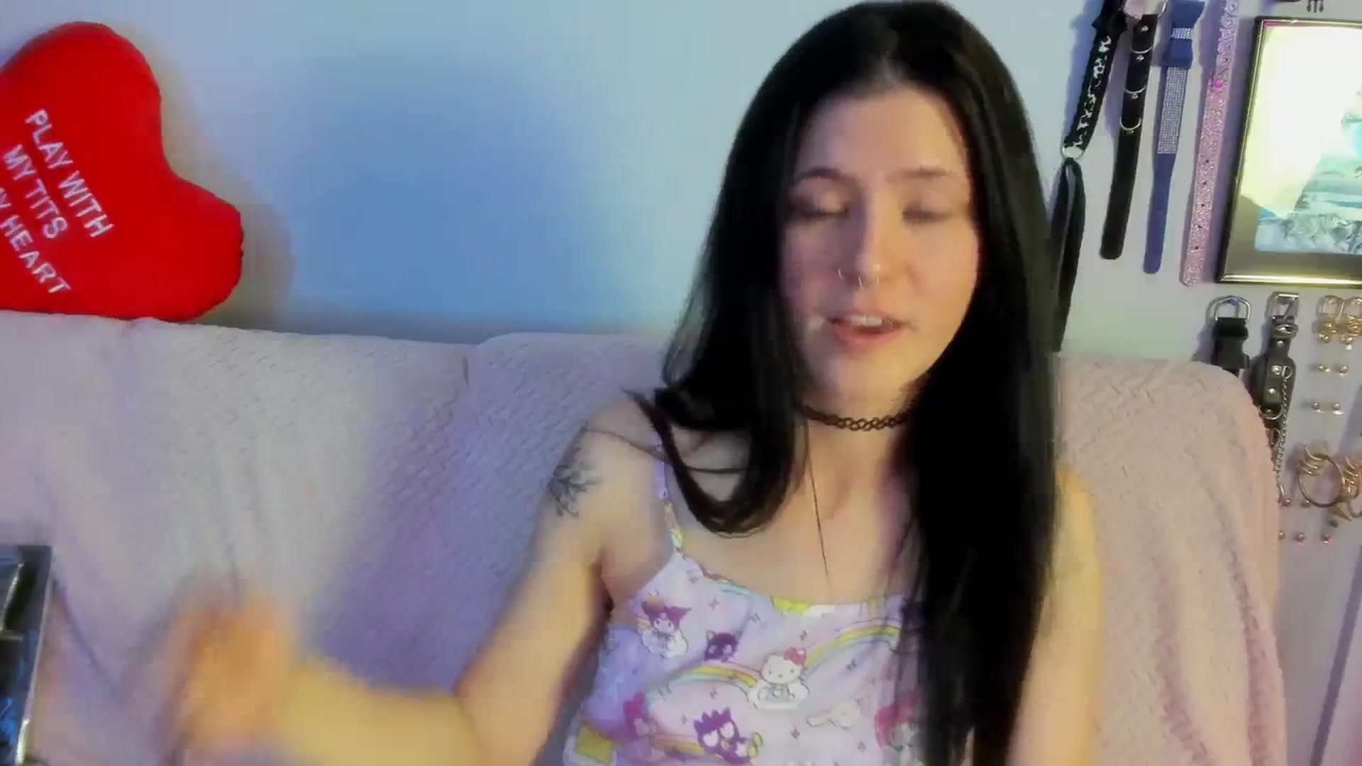 Gallery image thumbnail from Isabelle_Babe's myfreecams stream on, 09/07/2023, 12:09 image 5 of 20