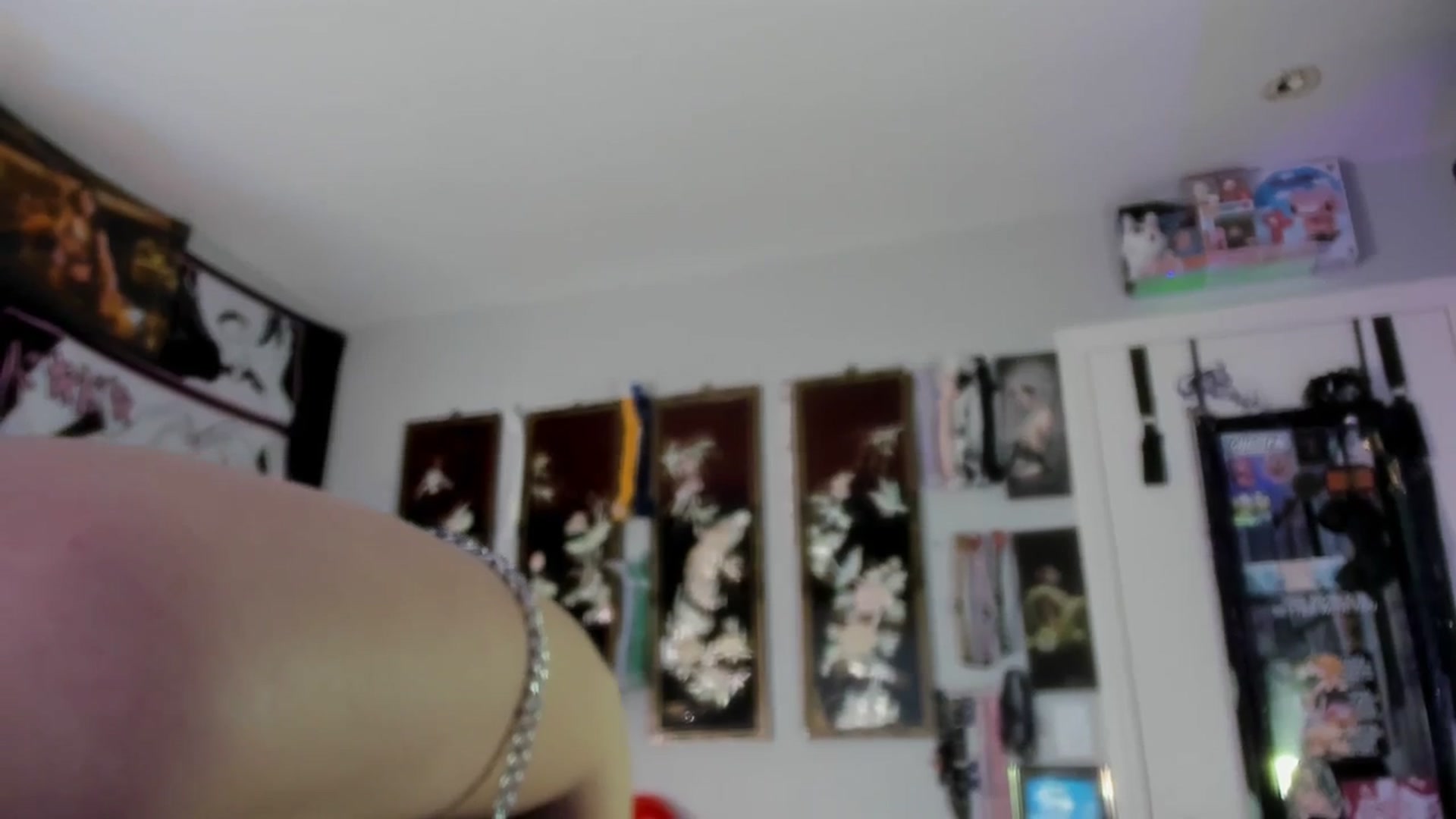 Gallery image thumbnail from Isabelle_Babe's myfreecams stream on, 11/18/2023, 20:00 image 10 of 20