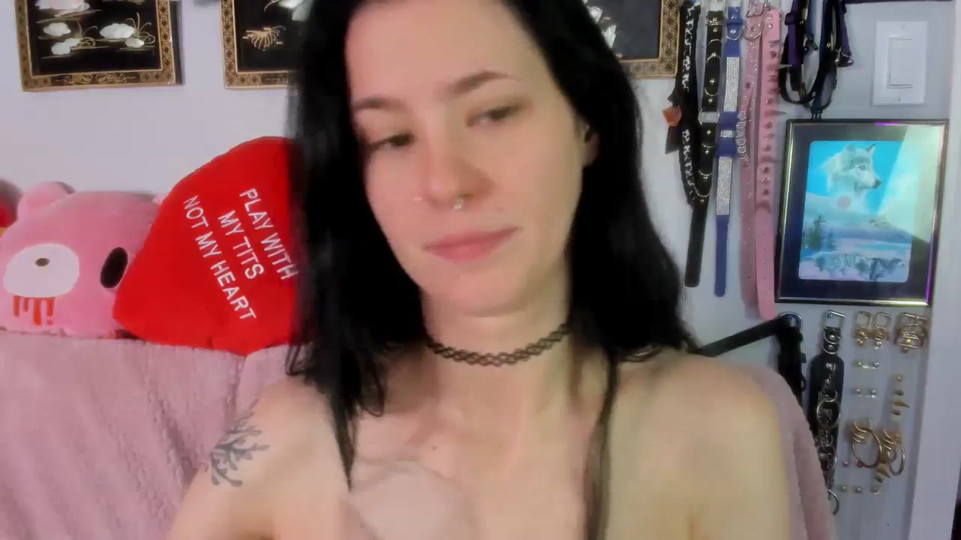 Gallery image thumbnail from Isabelle_Babe's myfreecams stream on, 11/22/2023, 20:13 image 17 of 20