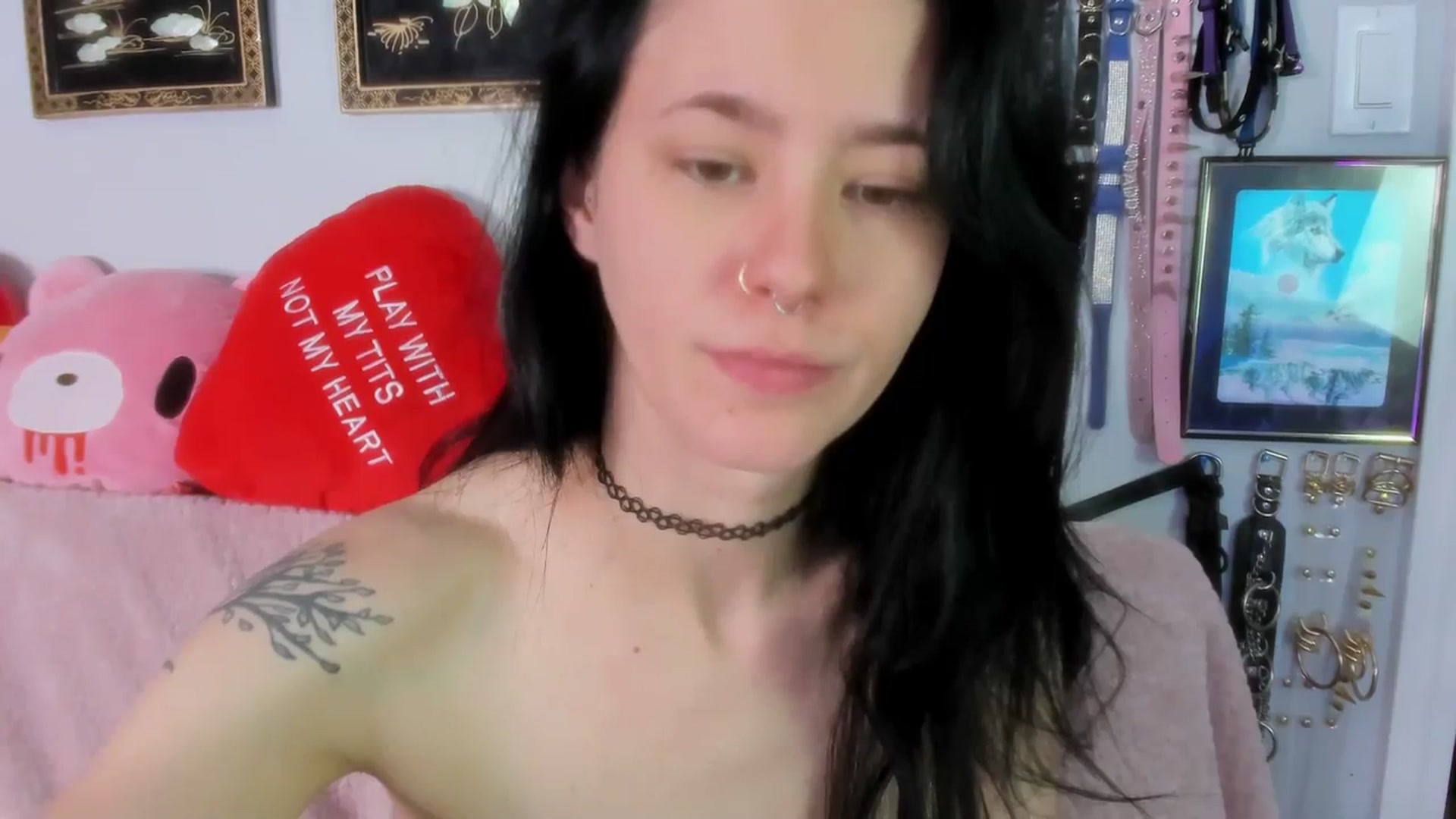 Gallery image thumbnail from Isabelle_Babe's myfreecams stream on, 11/22/2023, 20:13 image 19 of 20