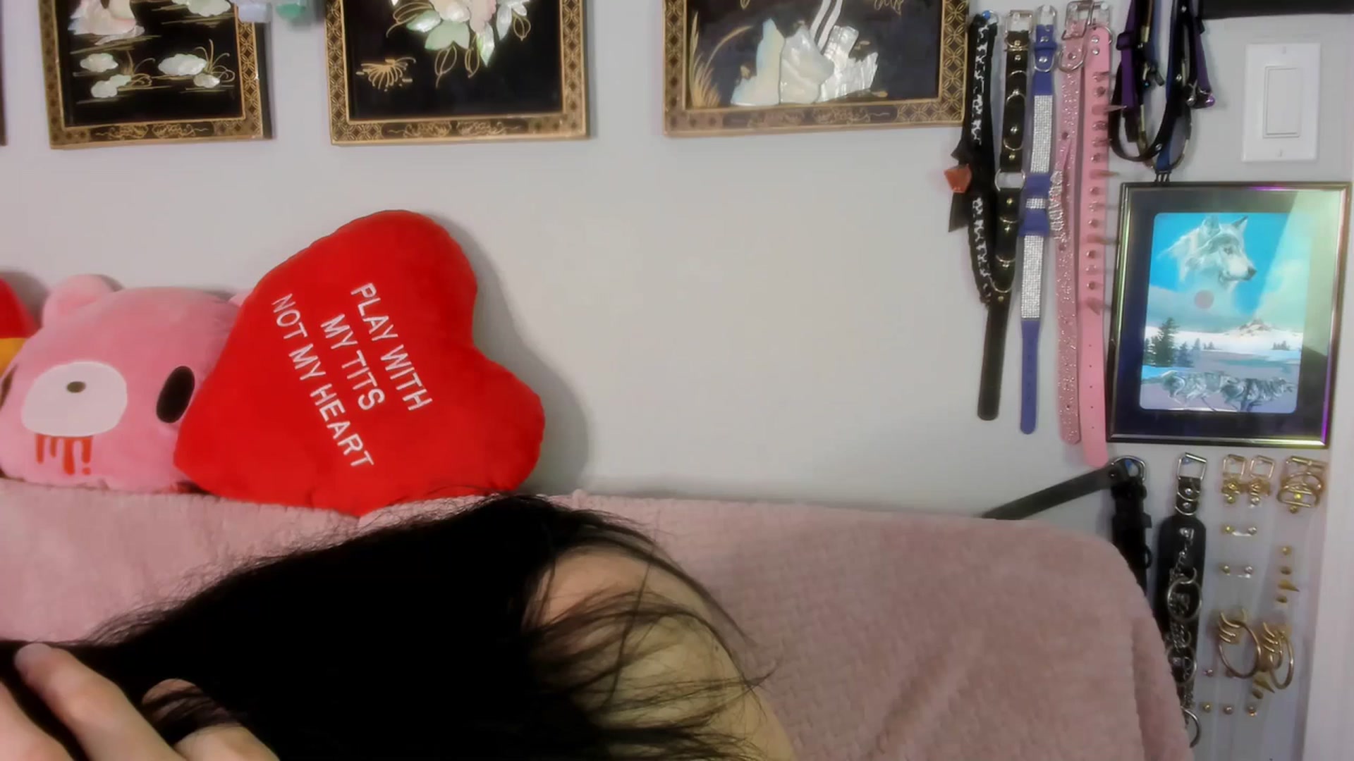 Gallery image thumbnail from Isabelle_Babe's myfreecams stream on, 11/22/2023, 20:13 image 20 of 20