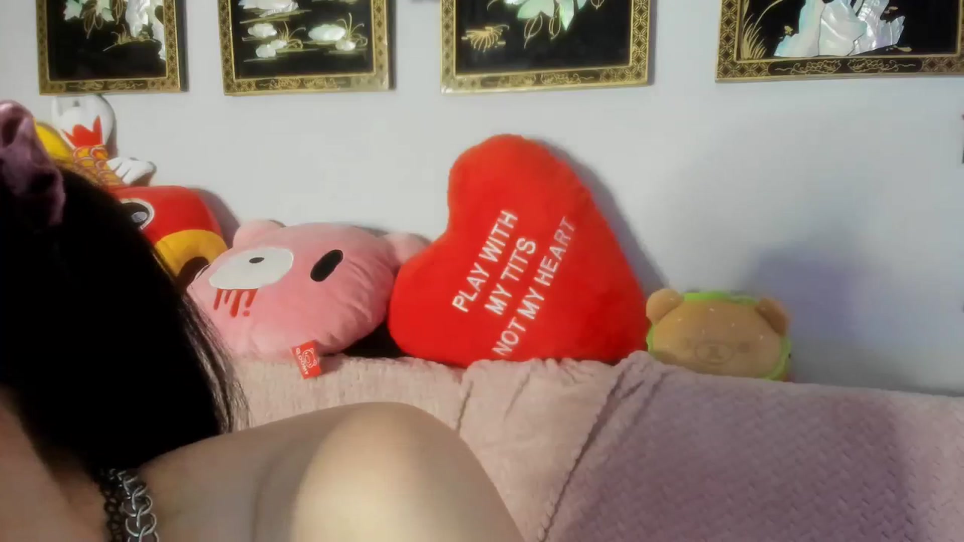 Gallery image thumbnail from Isabelle_Babe's myfreecams stream on, 11/28/2023, 12:09 image 7 of 20