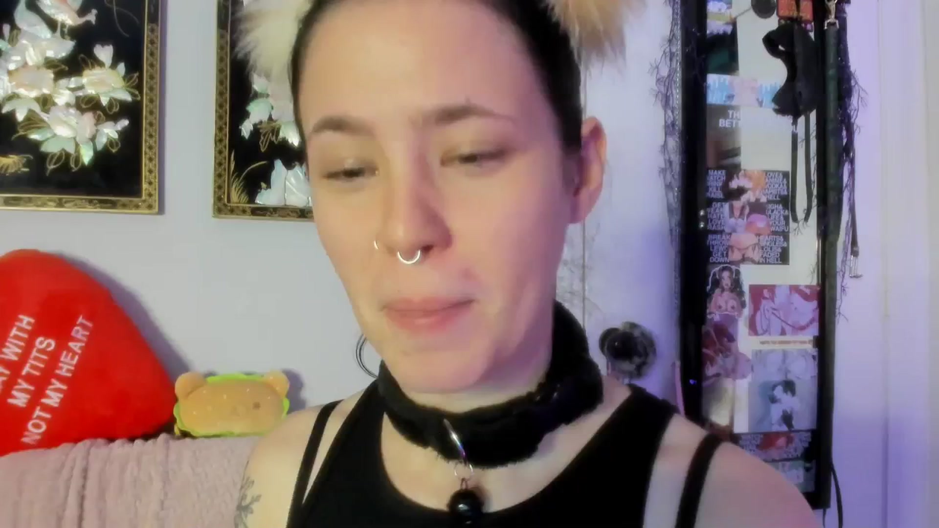 Gallery image thumbnail from Isabelle_Babe's myfreecams stream on, 11/29/2023, 12:05 image 10 of 20