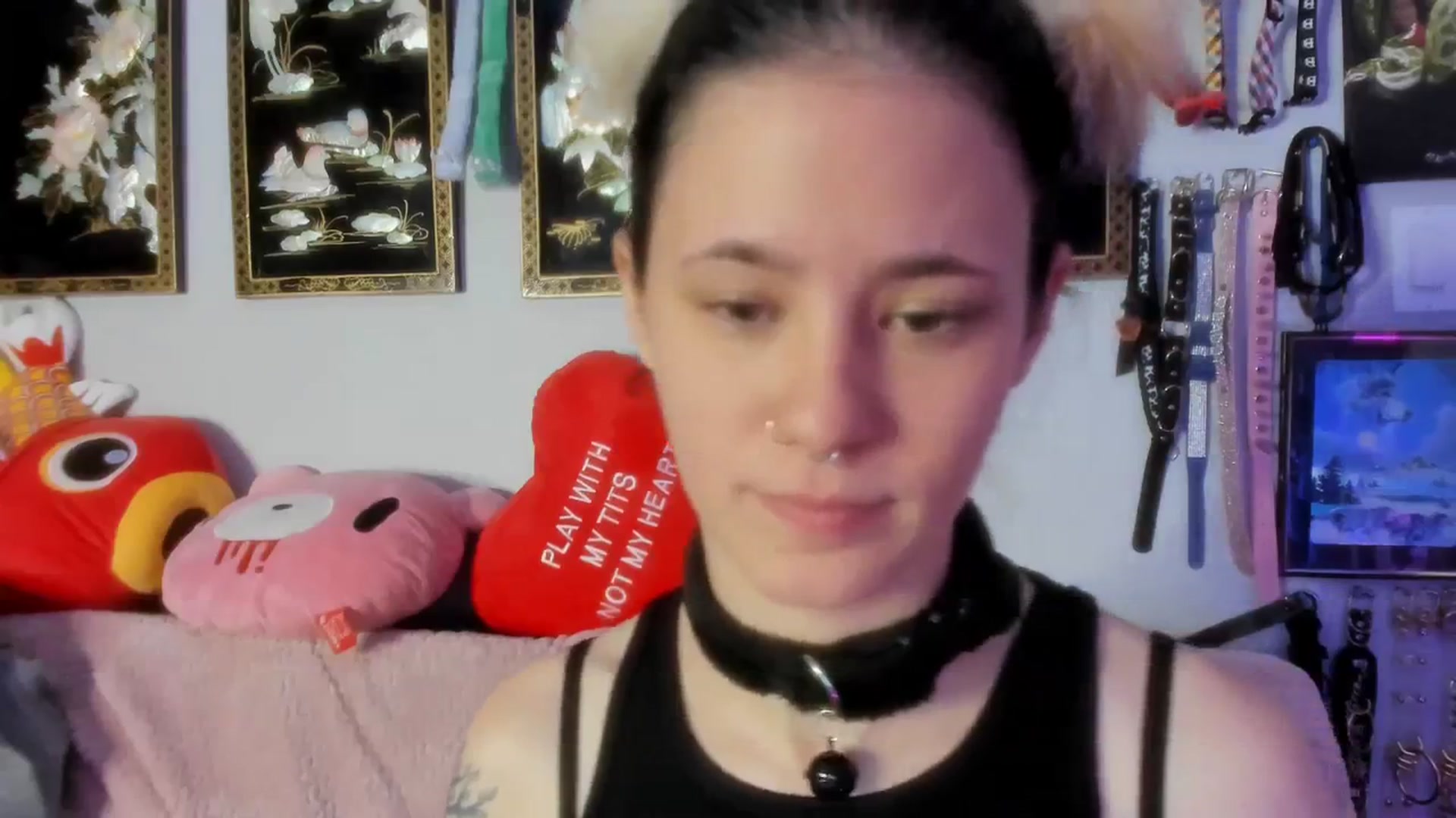 Gallery image thumbnail from Isabelle_Babe's myfreecams stream on, 11/29/2023, 12:05 image 14 of 20