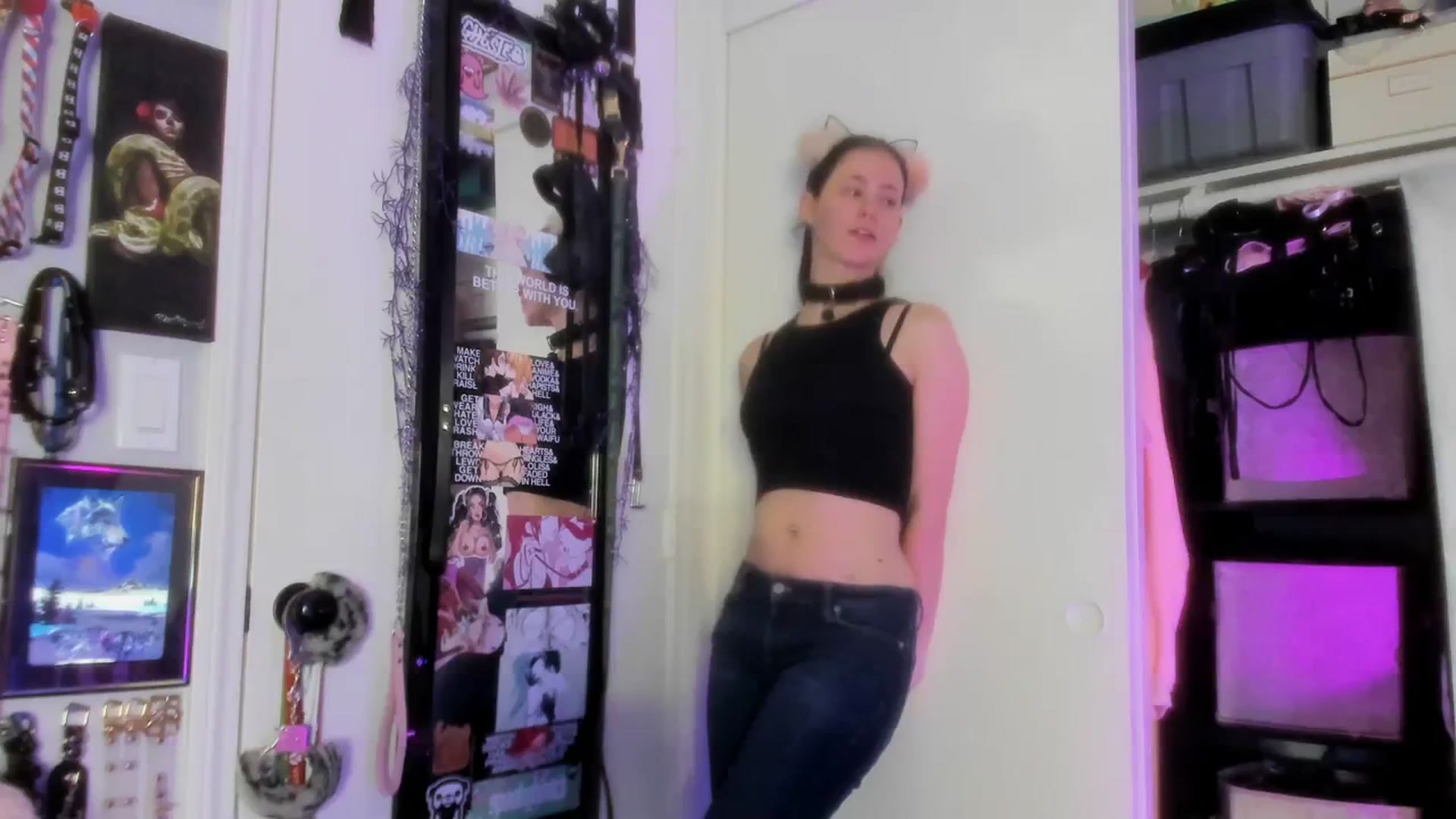 Gallery image thumbnail from Isabelle_Babe's myfreecams stream on, 11/29/2023, 12:05 image 12 of 20