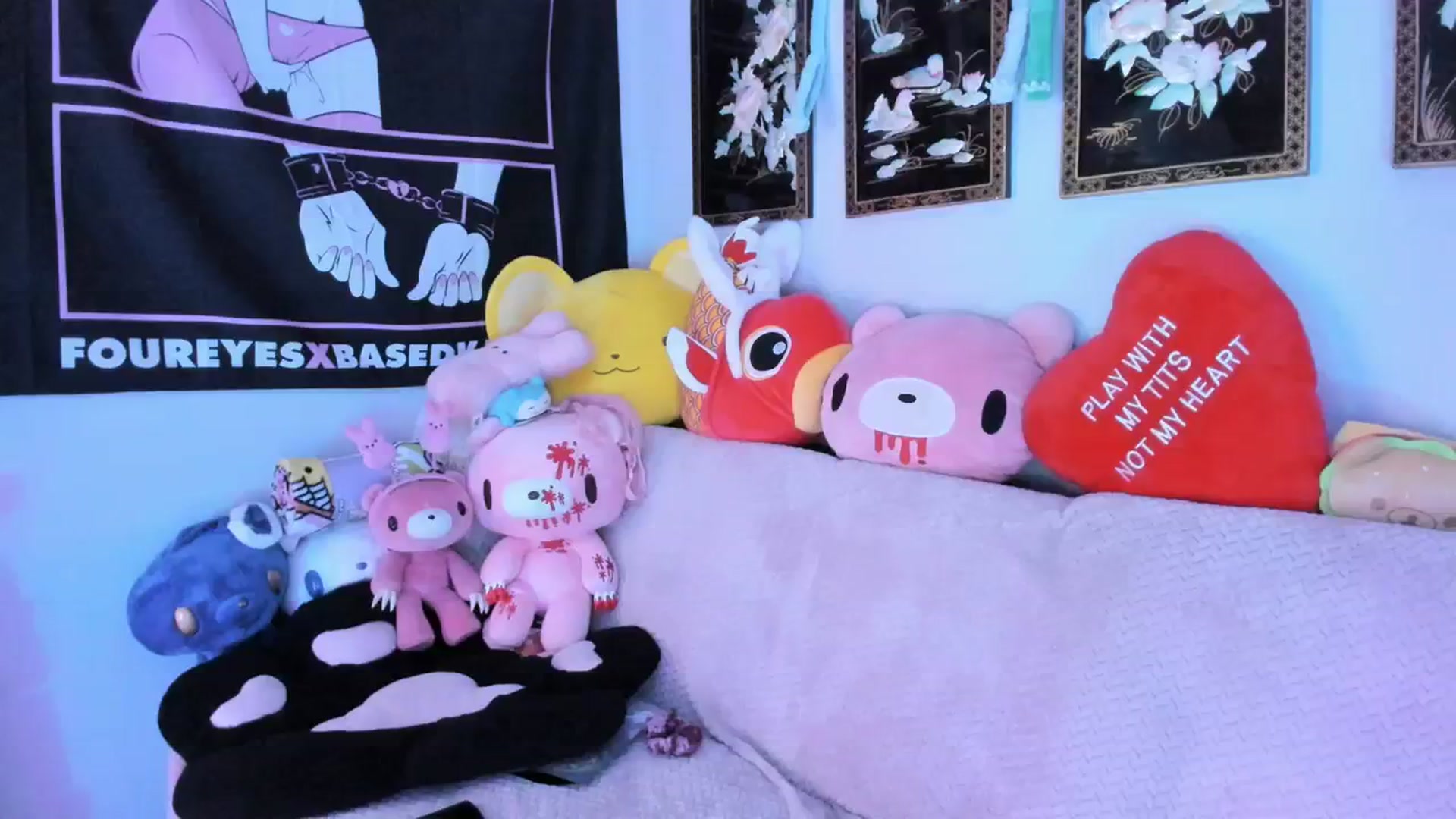 Gallery image thumbnail from Isabelle_Babe's myfreecams stream on, 12/15/2023, 13:59 image 13 of 20