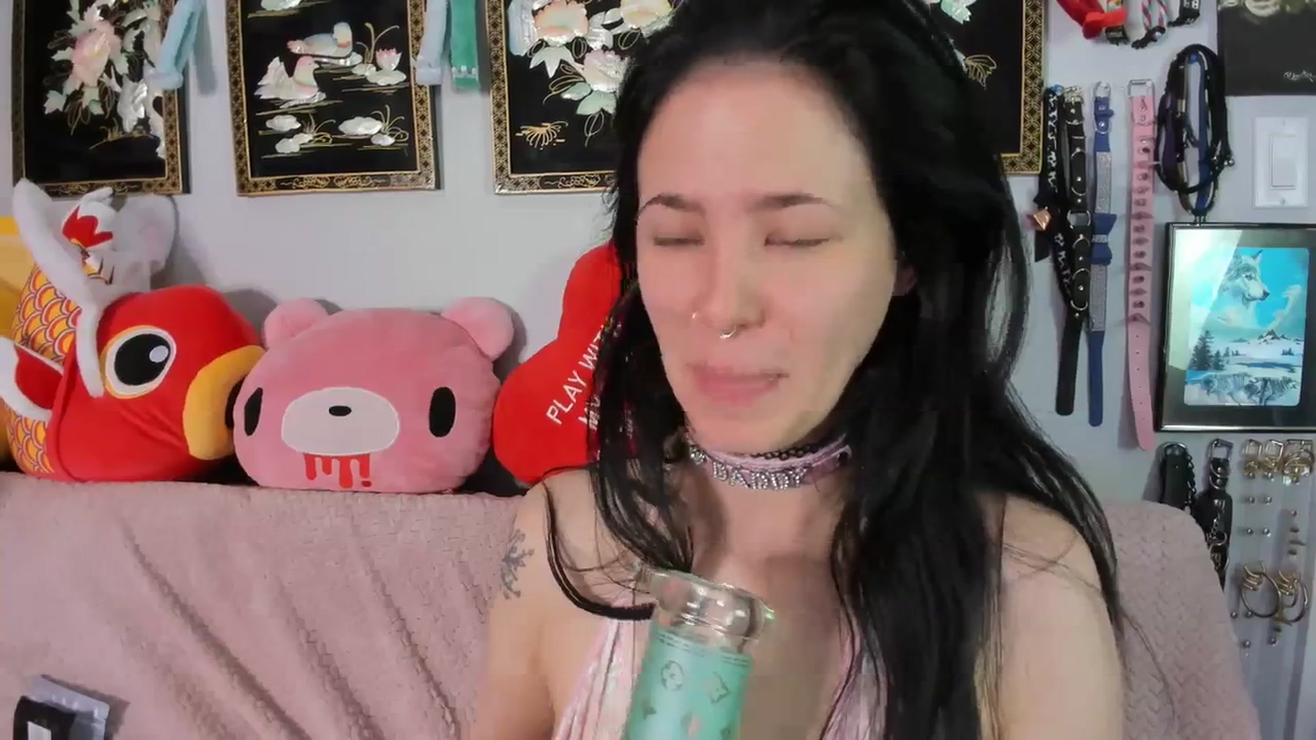 Gallery image thumbnail from Isabelle_Babe's myfreecams stream on, 12/18/2023, 15:36 image 2 of 20