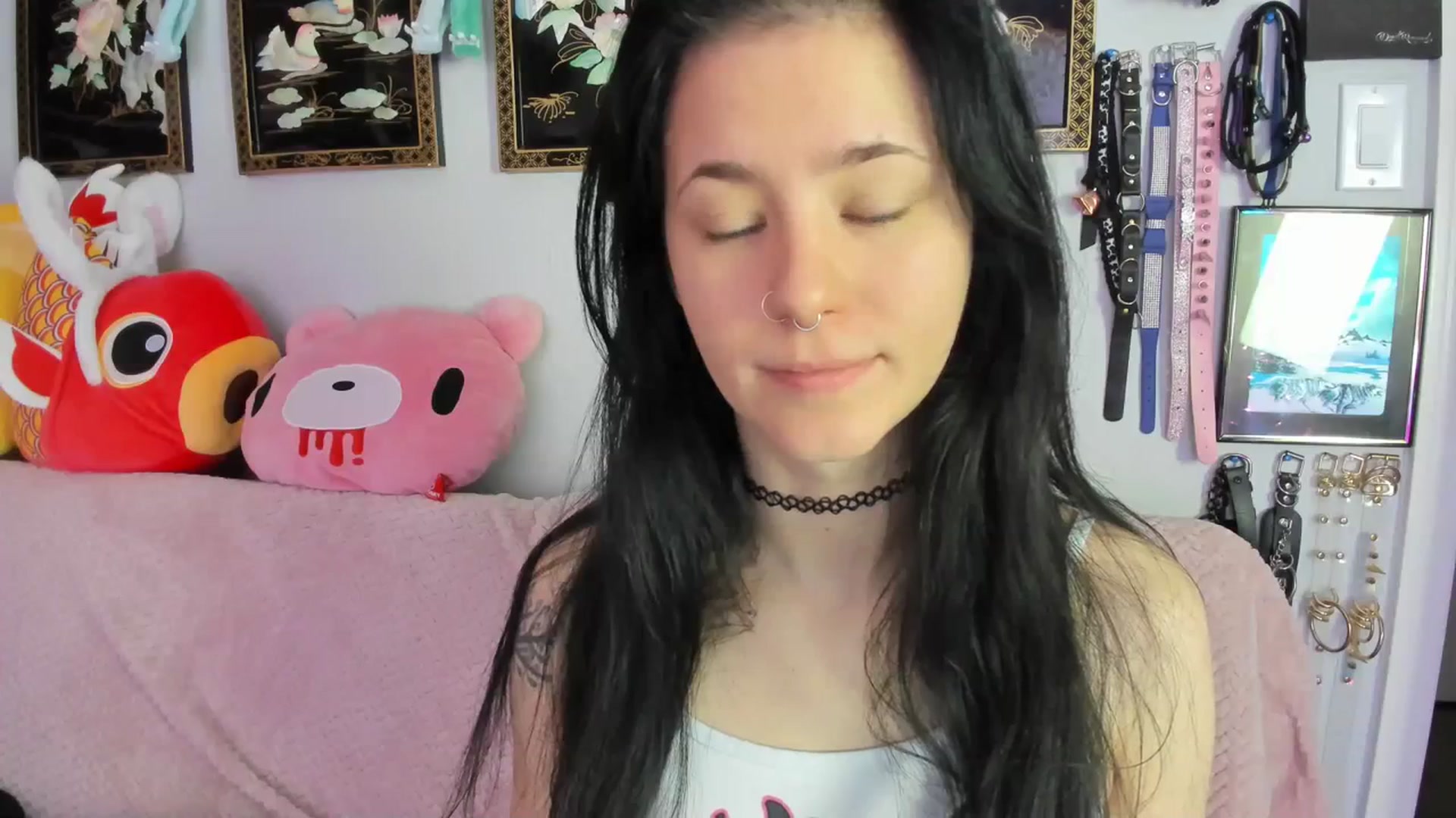 Gallery image thumbnail from Isabelle_Babe's myfreecams stream on, 12/24/2023, 21:06 image 11 of 20