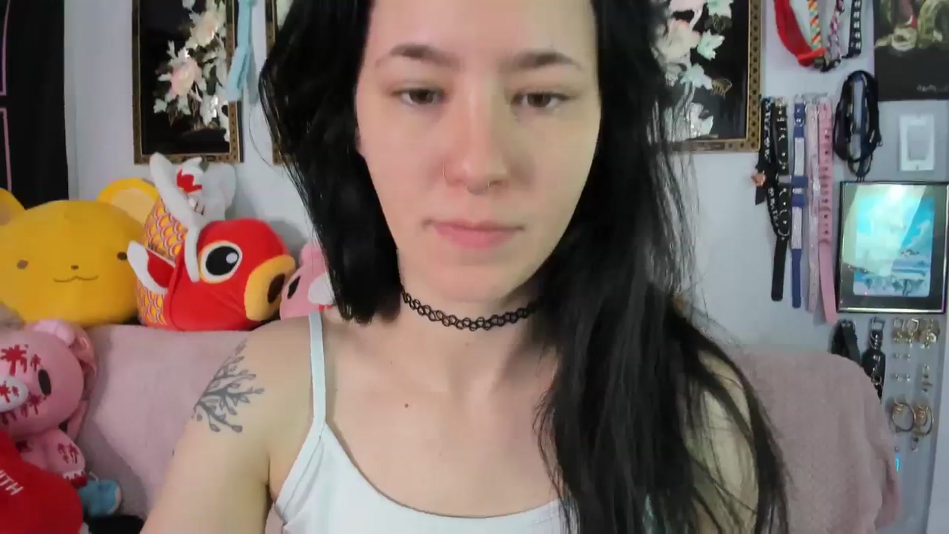 Gallery image thumbnail from Isabelle_Babe's myfreecams stream on, 12/24/2023, 21:06 image 4 of 20
