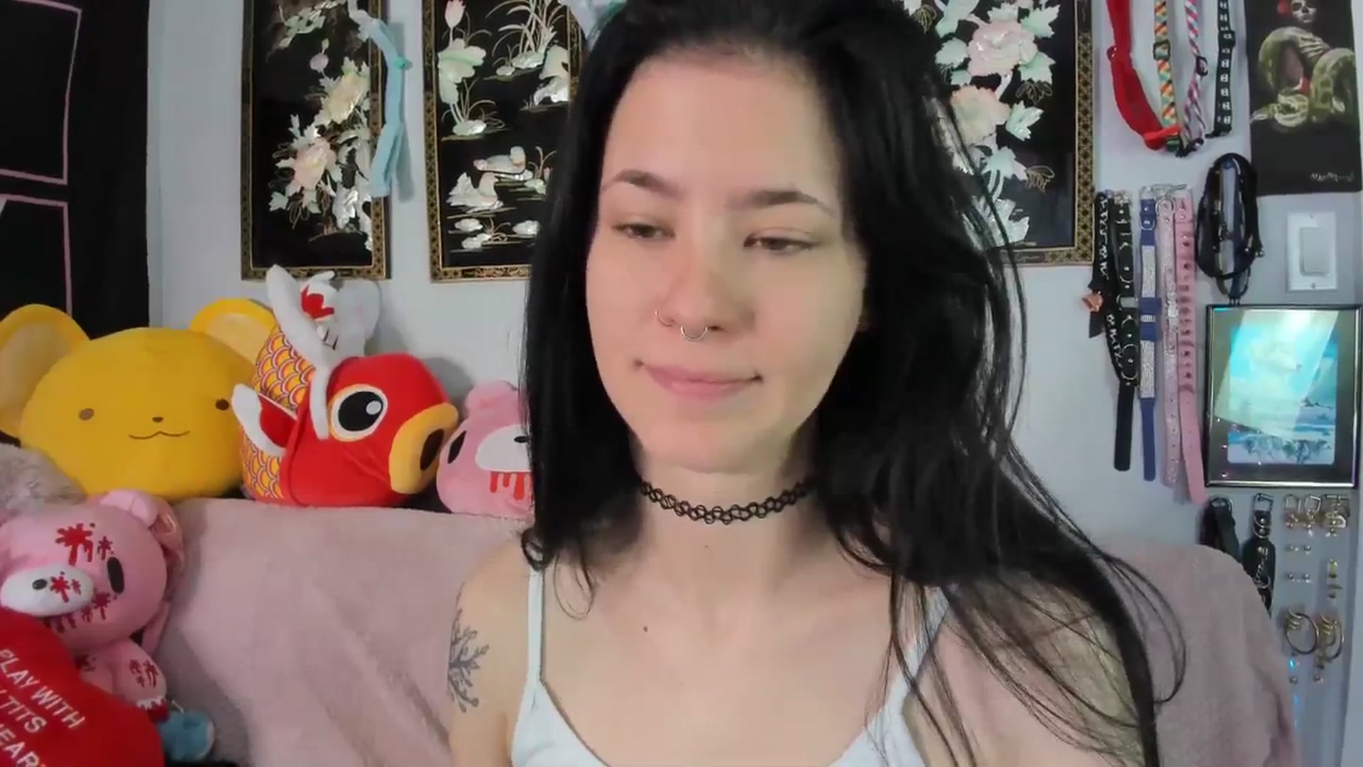 Gallery image thumbnail from Isabelle_Babe's myfreecams stream on, 12/24/2023, 21:06 image 6 of 20